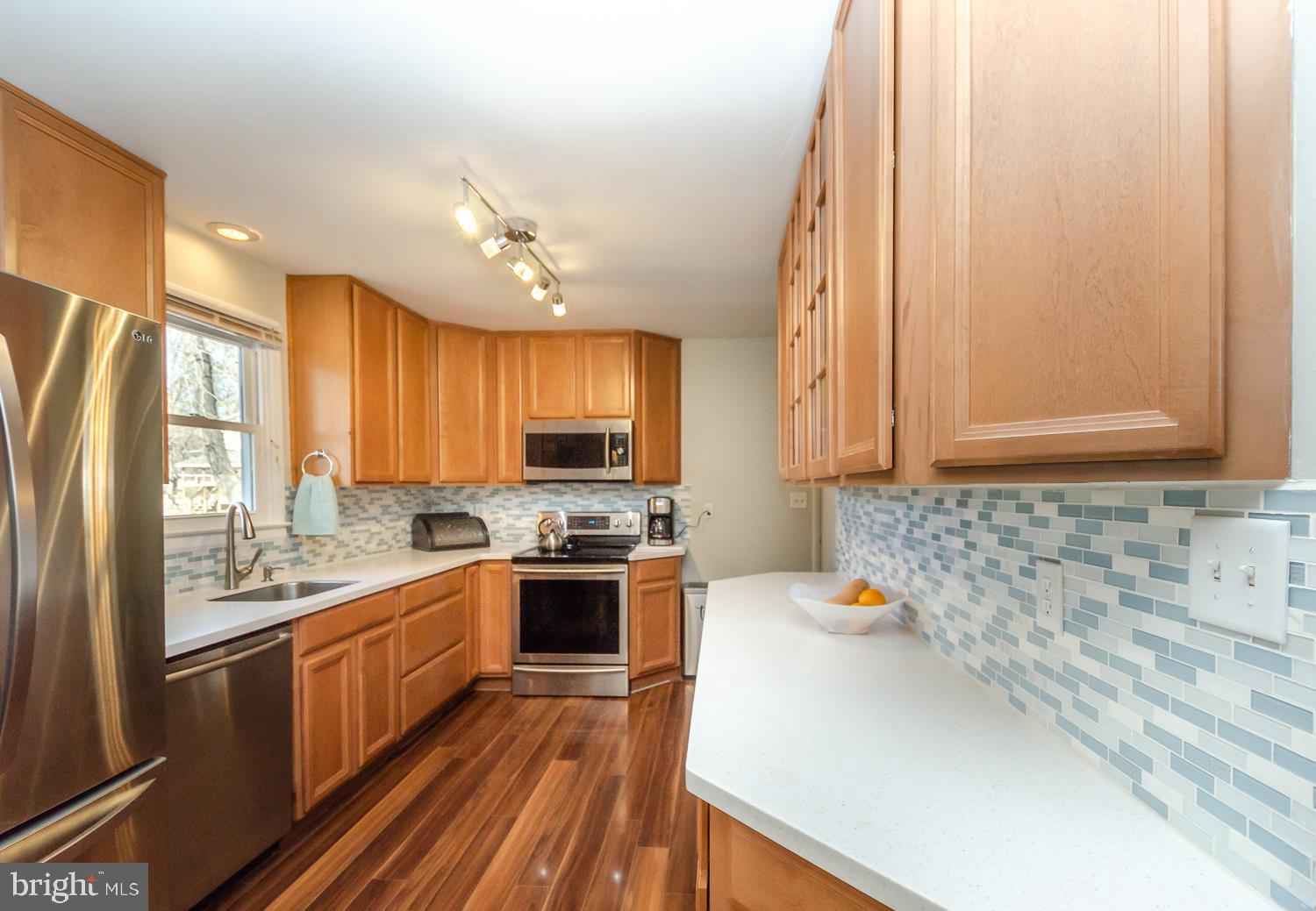 ELMHURST - Residential