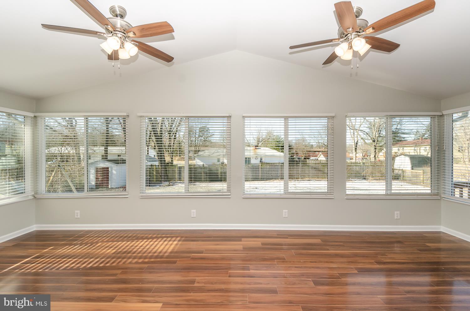 ELMHURST - Residential