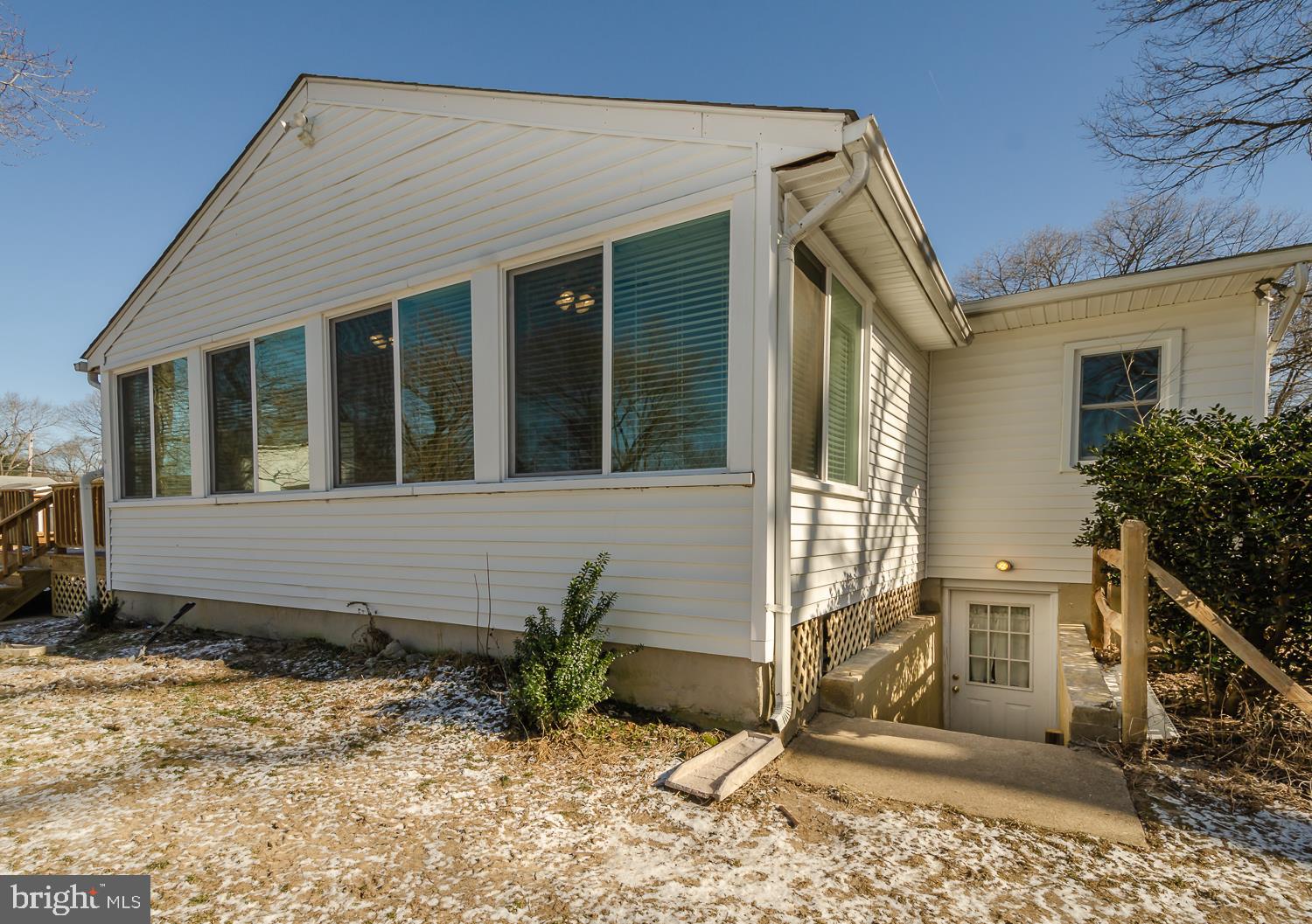 ELMHURST - Residential