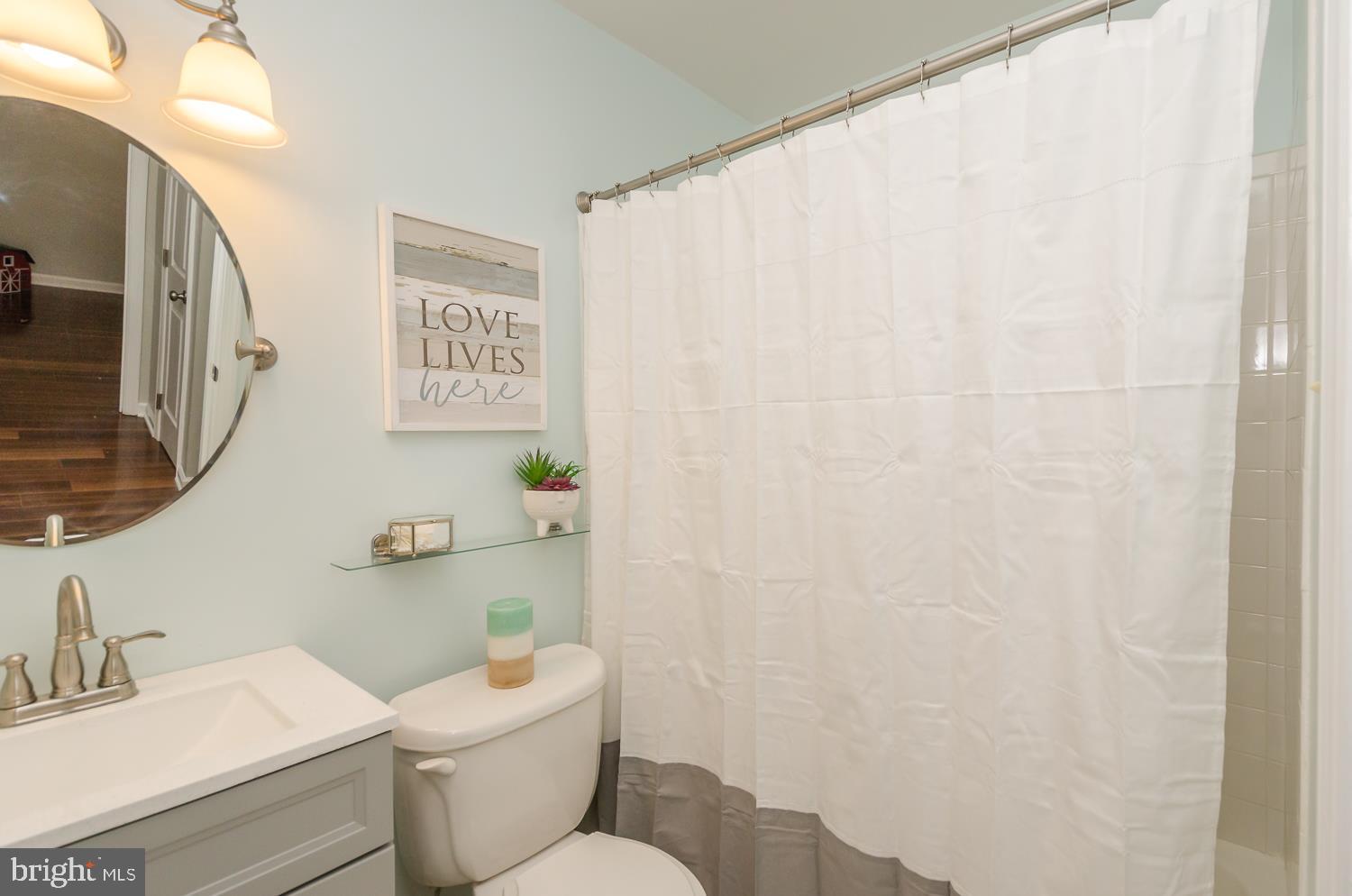 ELMHURST - Residential