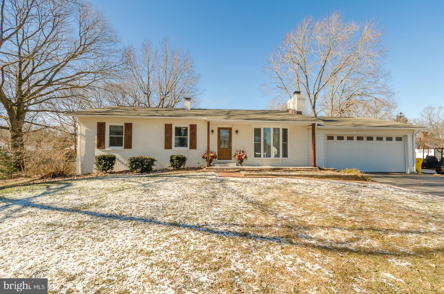 ELMHURST - Residential