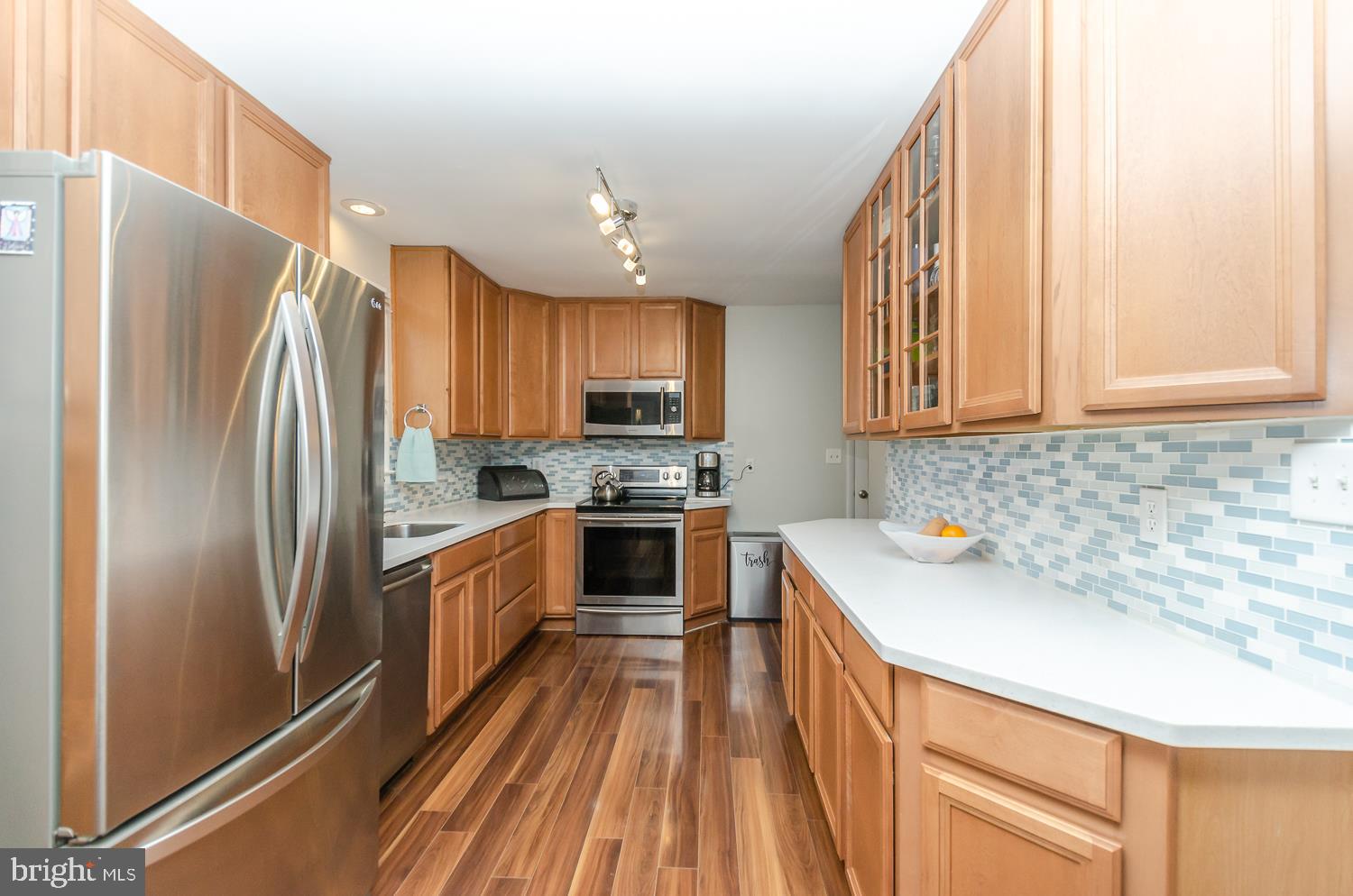 ELMHURST - Residential