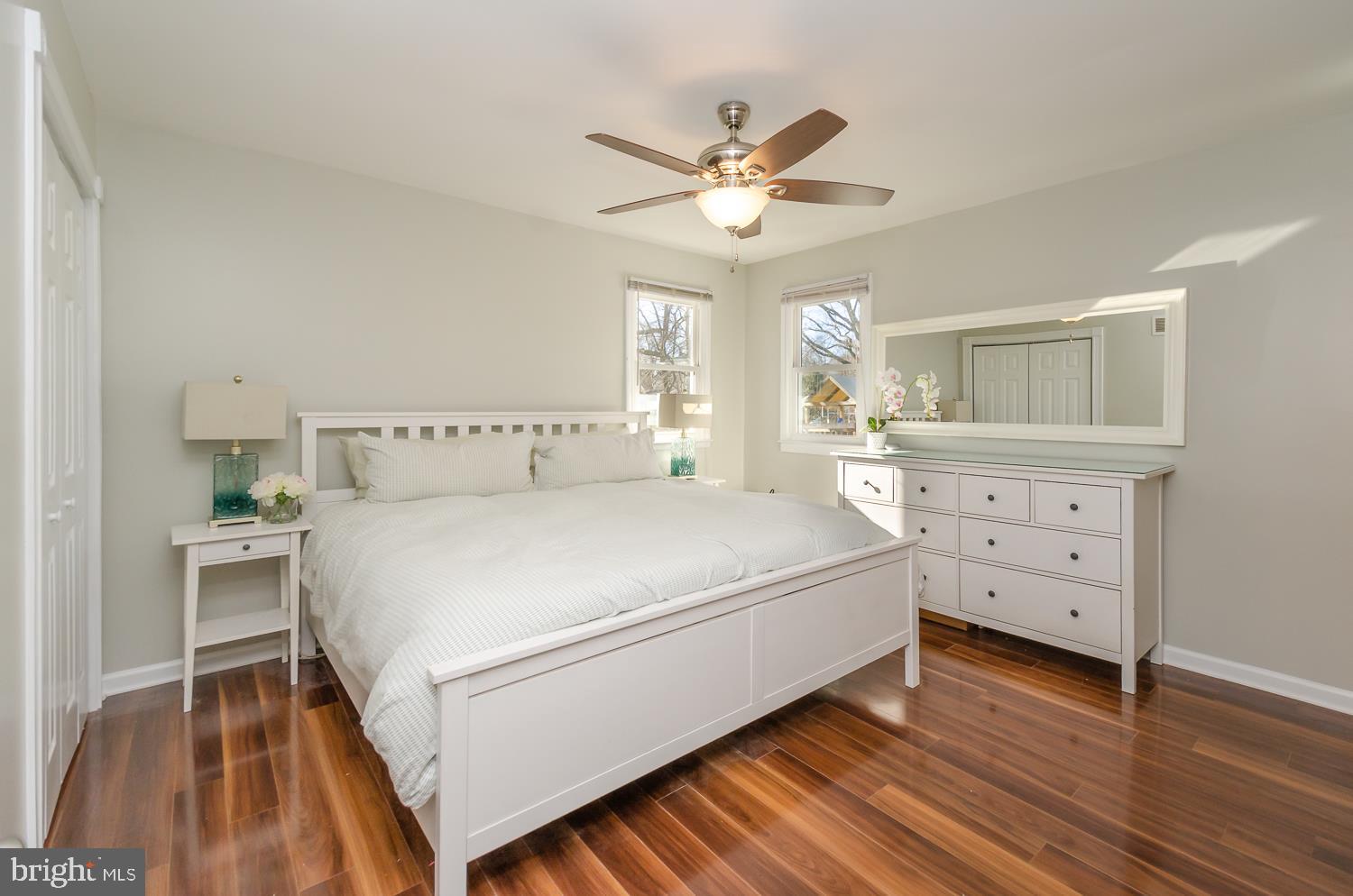 ELMHURST - Residential