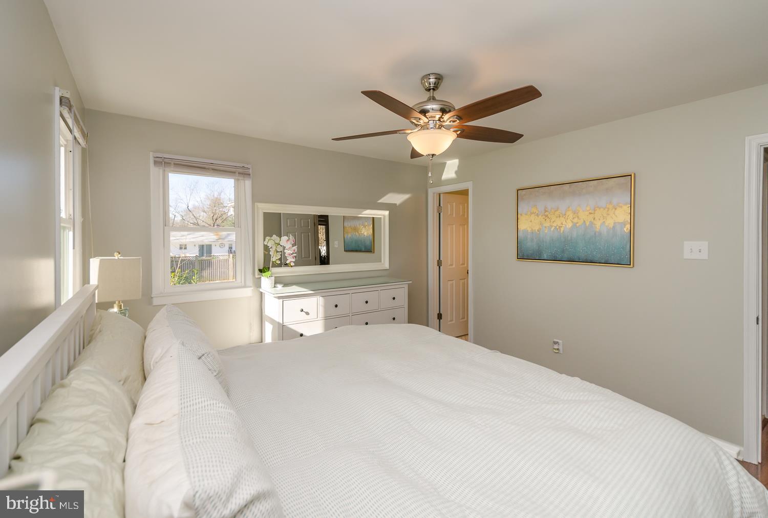 ELMHURST - Residential