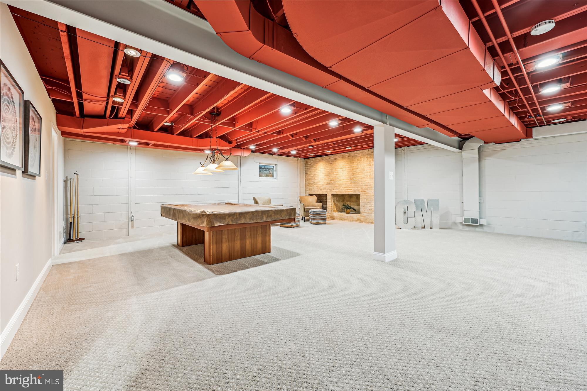 BRADLEY HILLS GROVE - Residential