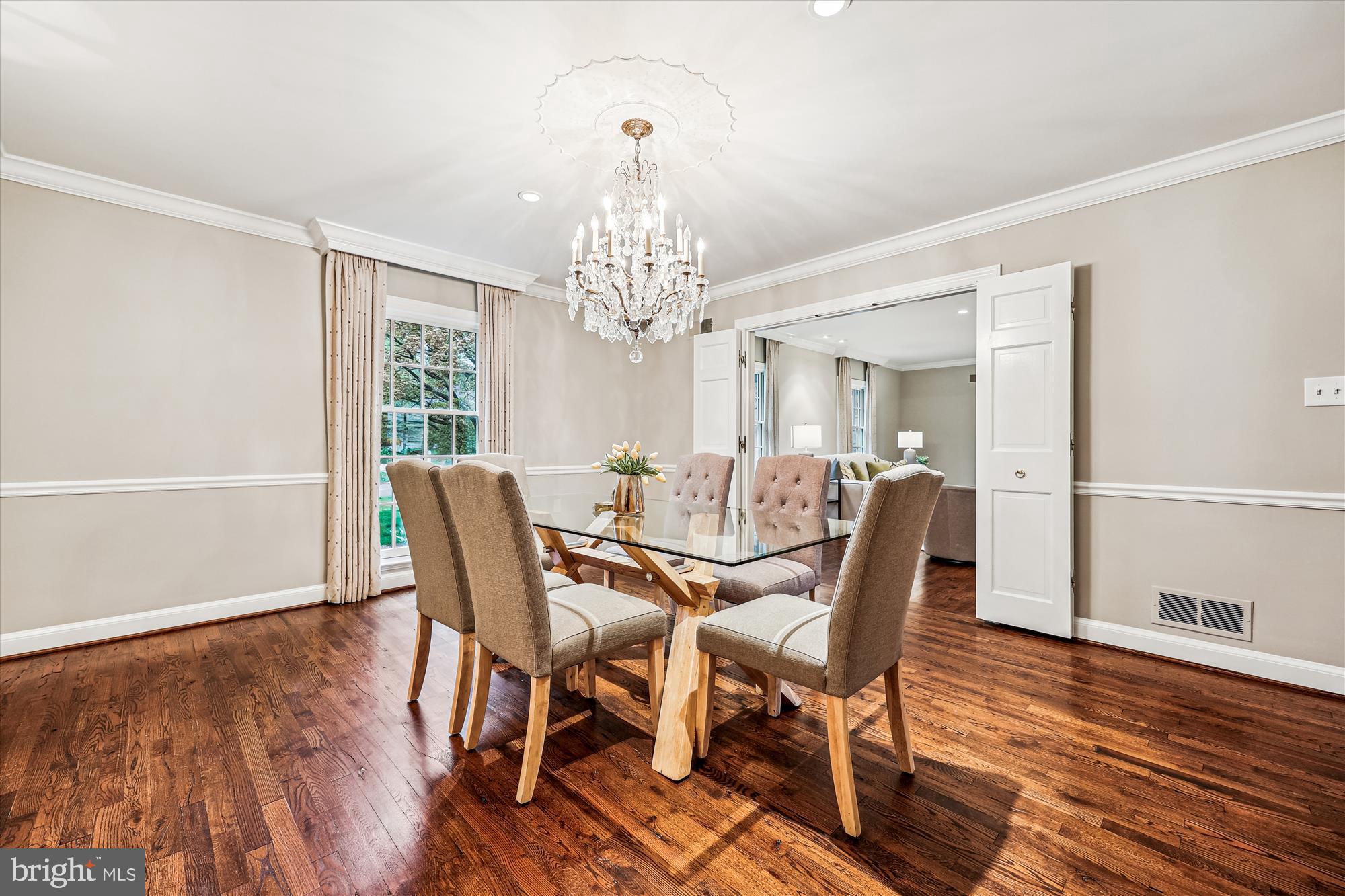 BRADLEY HILLS GROVE - Residential