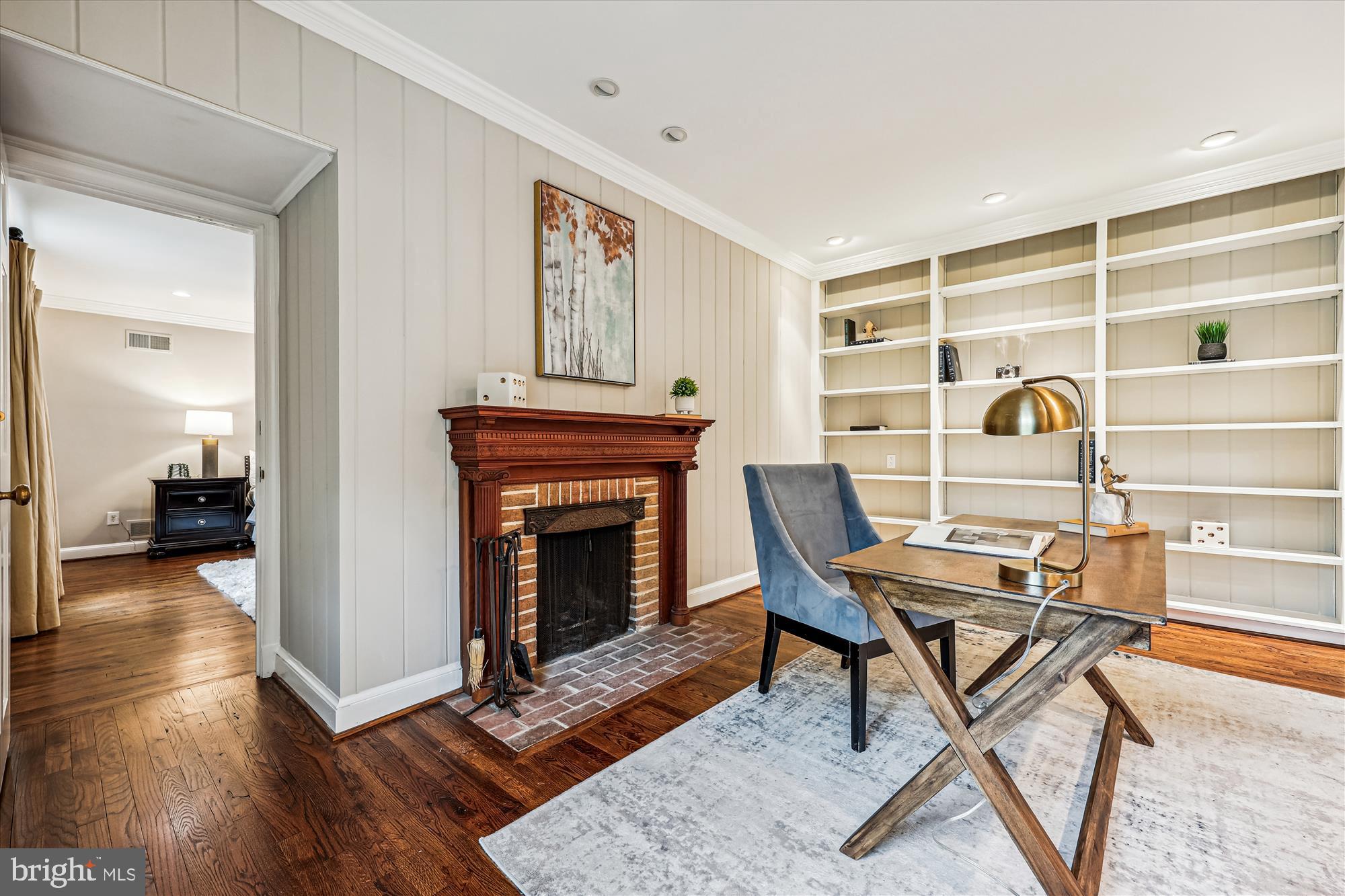 BRADLEY HILLS GROVE - Residential