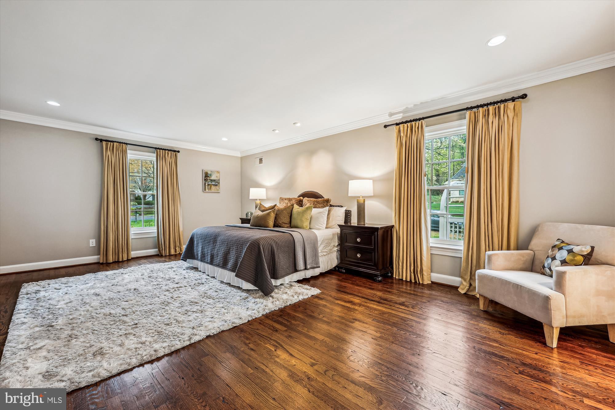 BRADLEY HILLS GROVE - Residential