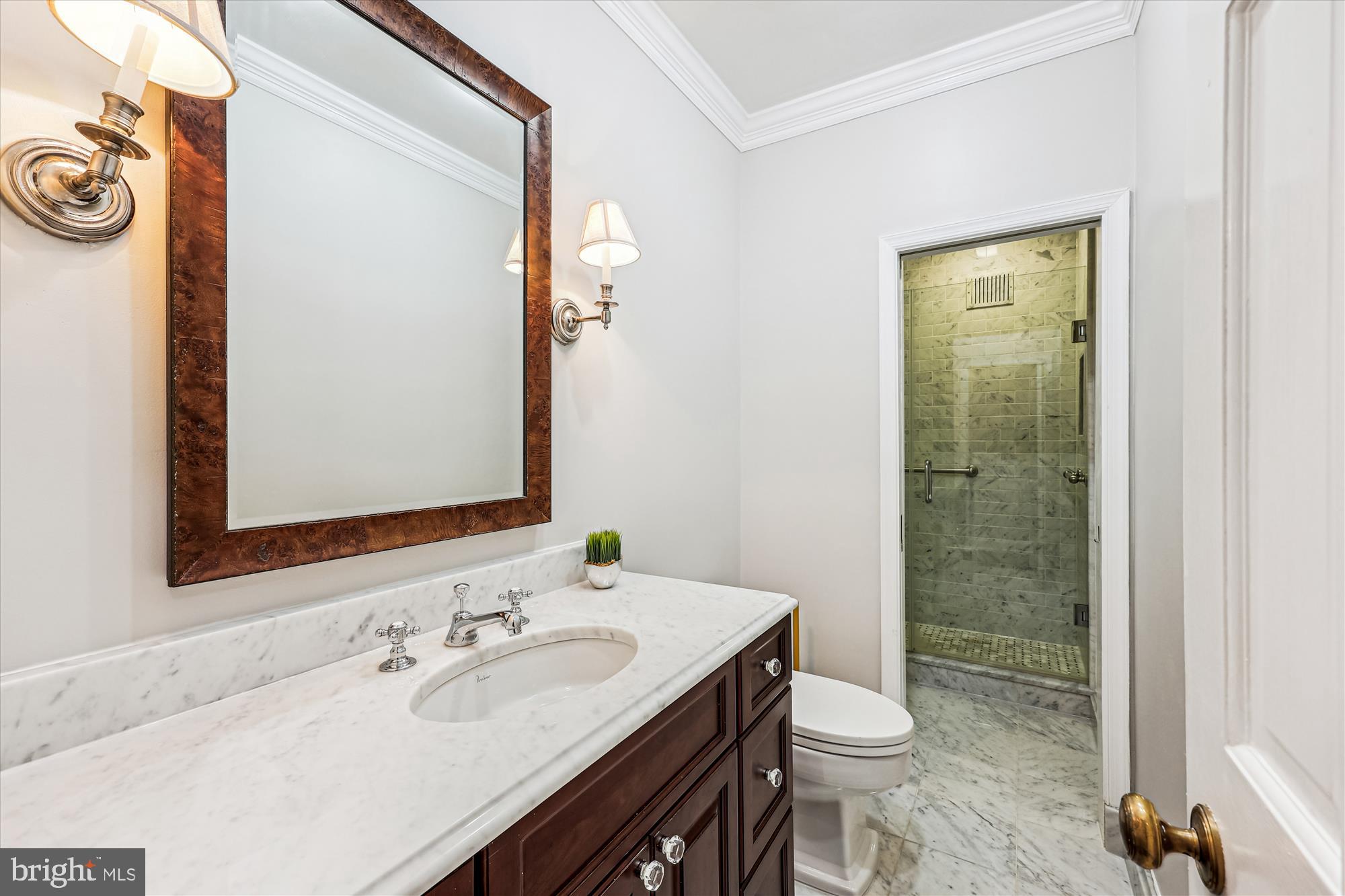 BRADLEY HILLS GROVE - Residential