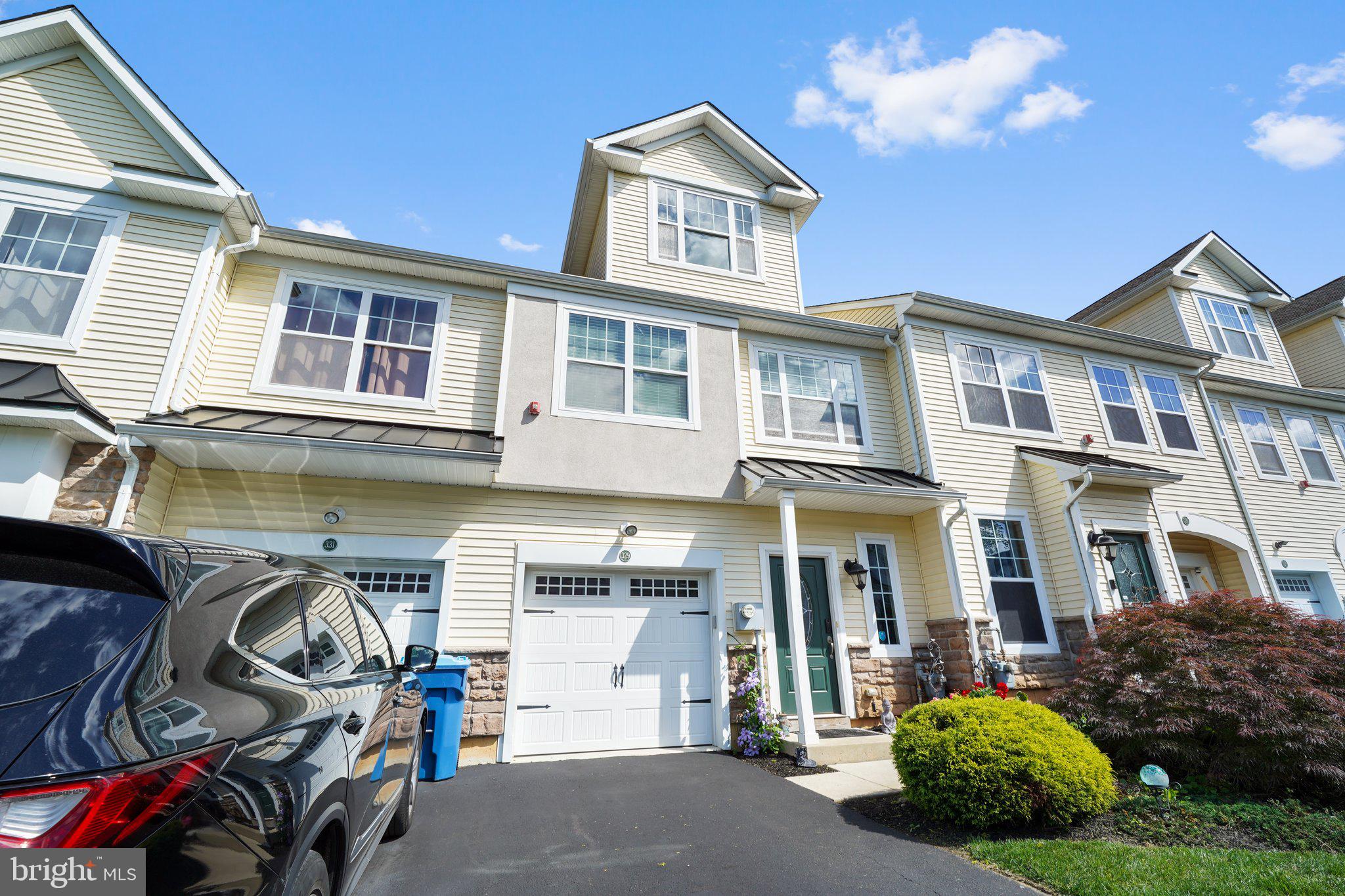 Welcome to 329 Ross Ct – a beautifully maintained 3-bedroom, 2.5-bath townhome that’s ready for you to move right in! Step into the inviting main floor with a bright and open layout, featuring a spacious family room with plantation shutters and a fantastic bump-out that serves as a breakfast nook or sunroom – the perfect spot to relax or entertain.
The updated kitchen is a chef’s delight, complete with granite countertops, stainless steel appliances, and ample cabinet space. You'll find stunning LVP flooring throughout the main level, freshly painted walls throughout the whole house, and brand new carpeting on the upper levels.
Speaking of upstairs, you’ll find the convenient second-floor laundry and a serene primary suite boasting a generous walk-in closet and en suite bath on the 2nd level. An additional nice-sized bedroom with great closet space is also found on this level. Tucked away on the third level, the final bedroom provides a sense of complete privacy and includes amazing closet and storage areas.
Enjoy the added convenience of a 1-car garage and low-maintenance living in a sought-after gated community. Don’t miss your chance to call this turn-key townhome your own – just pack your bags and move right in!