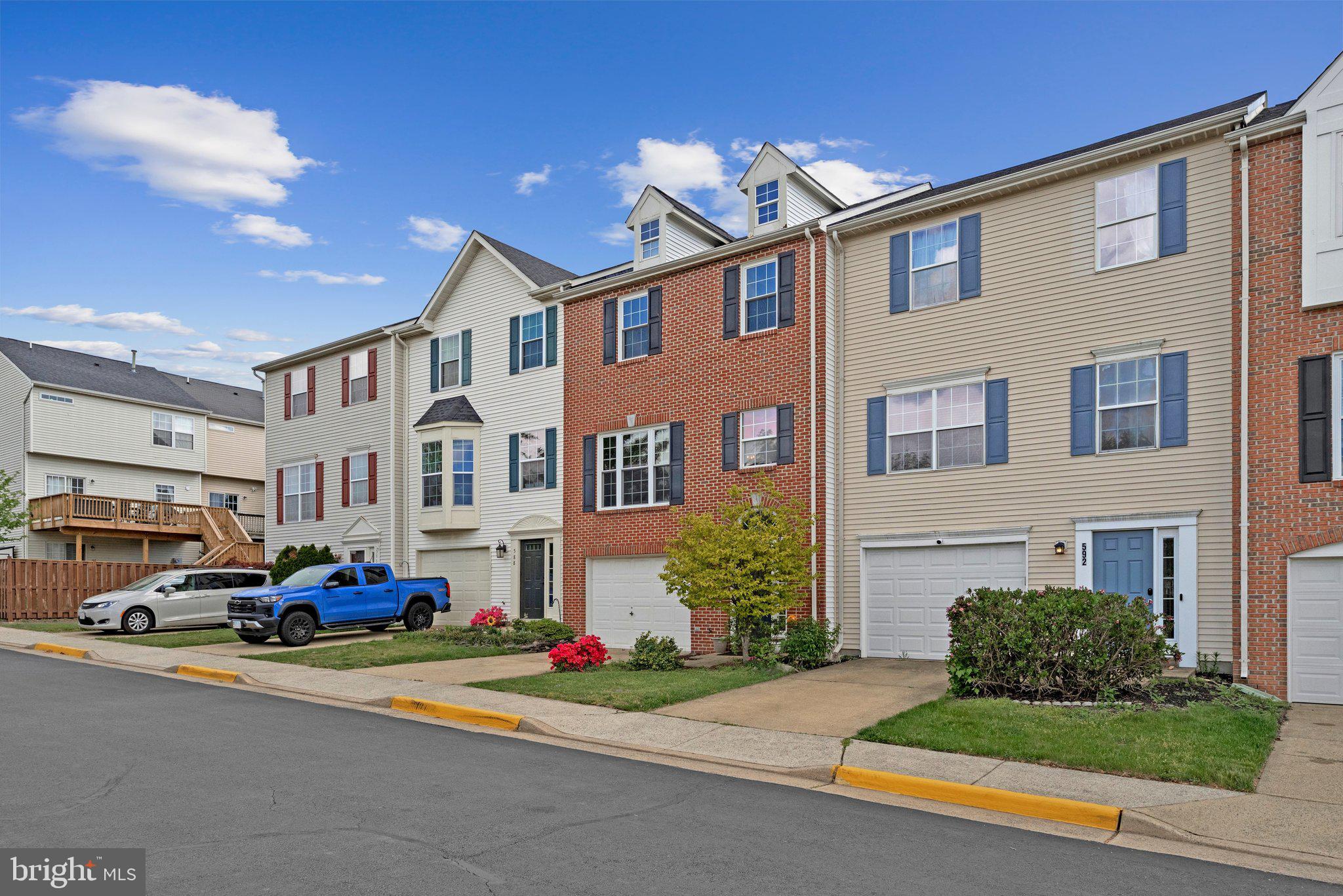 SYCAMORE HILL - Residential