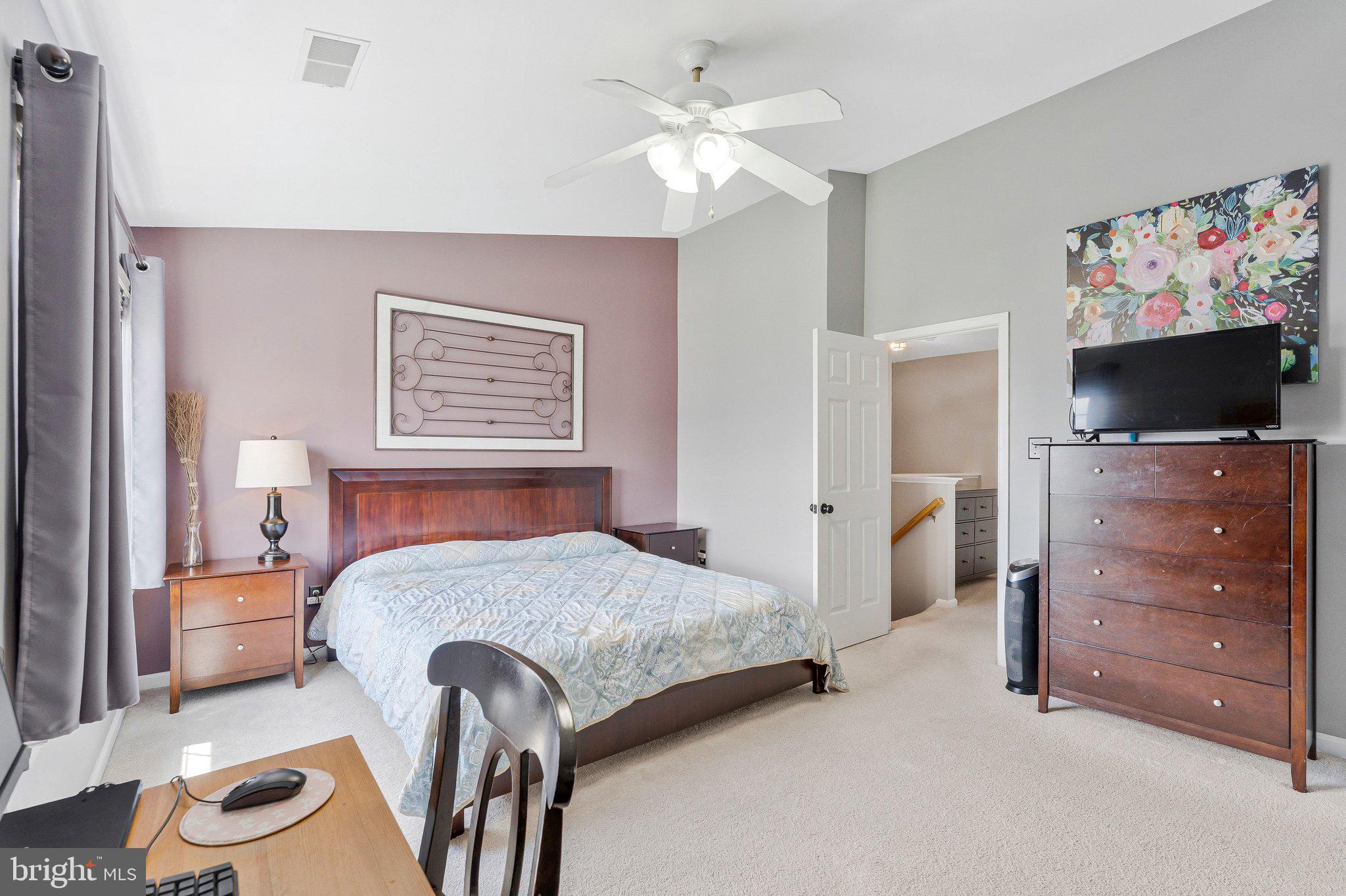 SYCAMORE HILL - Residential