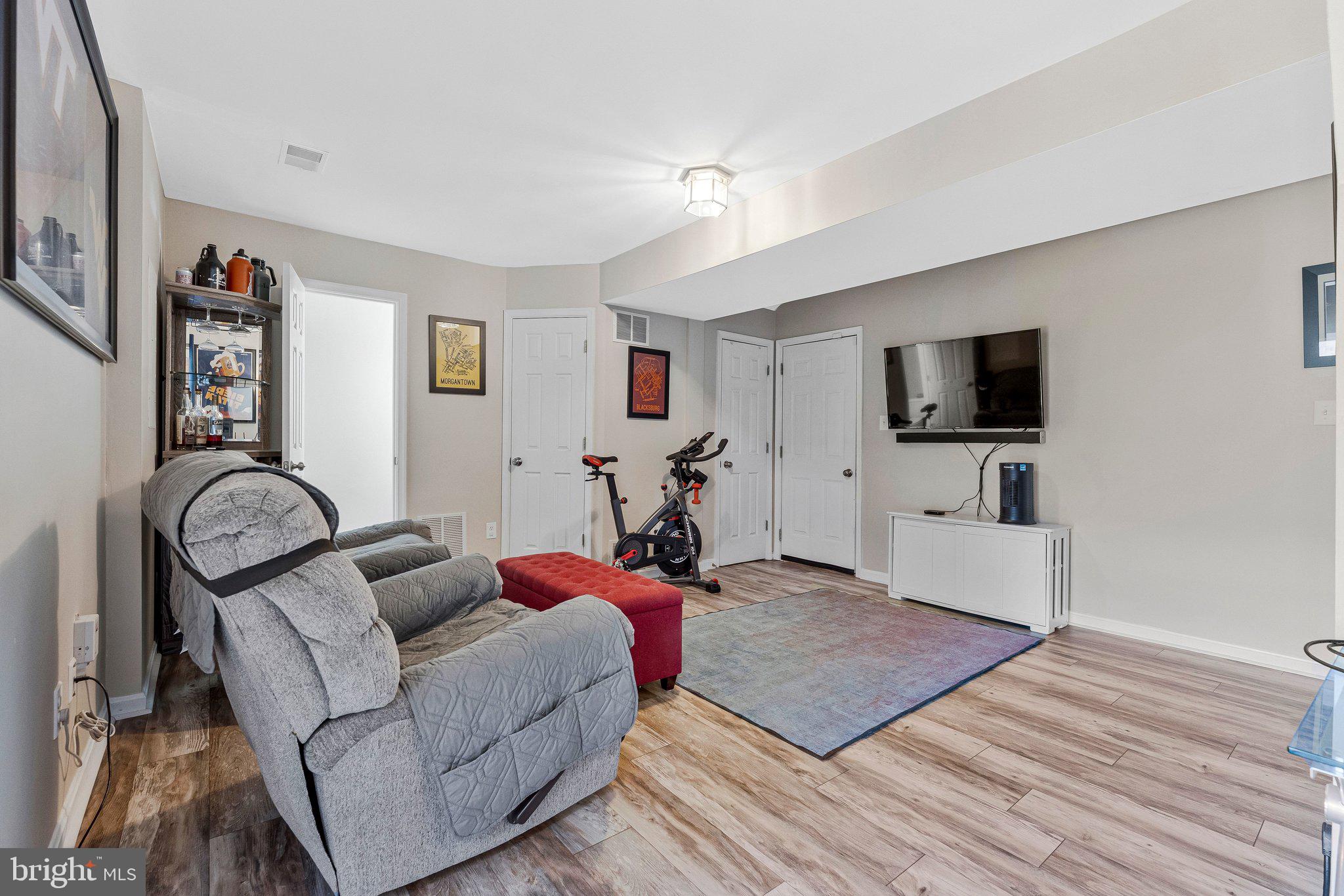 SYCAMORE HILL - Residential