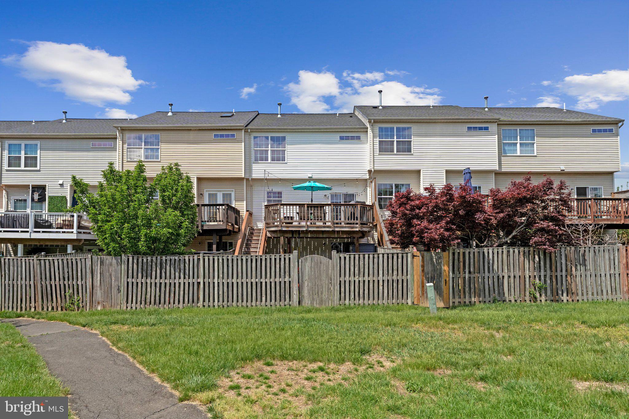 SYCAMORE HILL - Residential