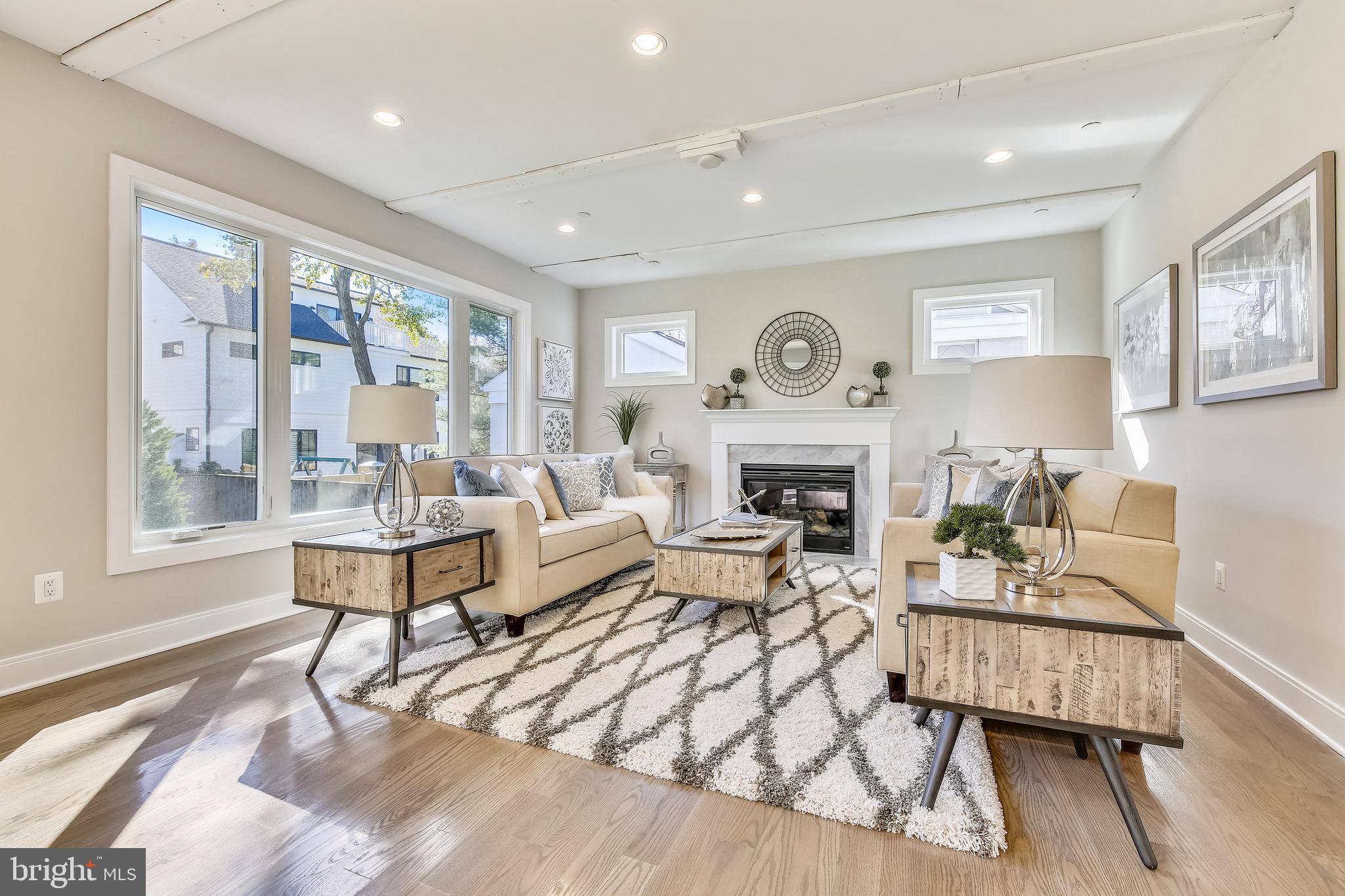 HILLMEAD - Residential