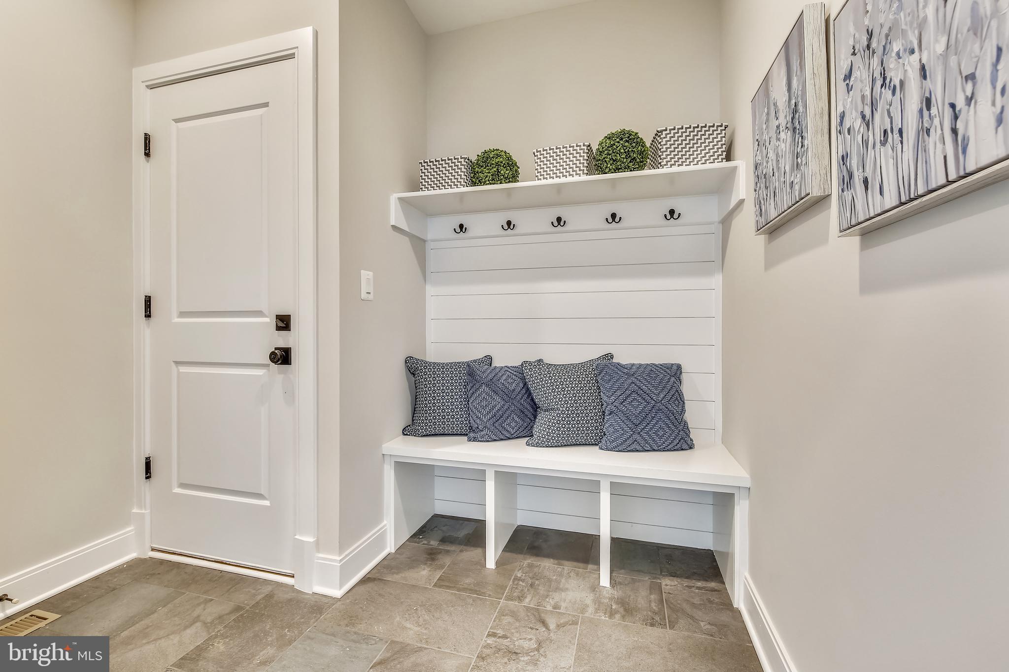 HILLMEAD - Residential
