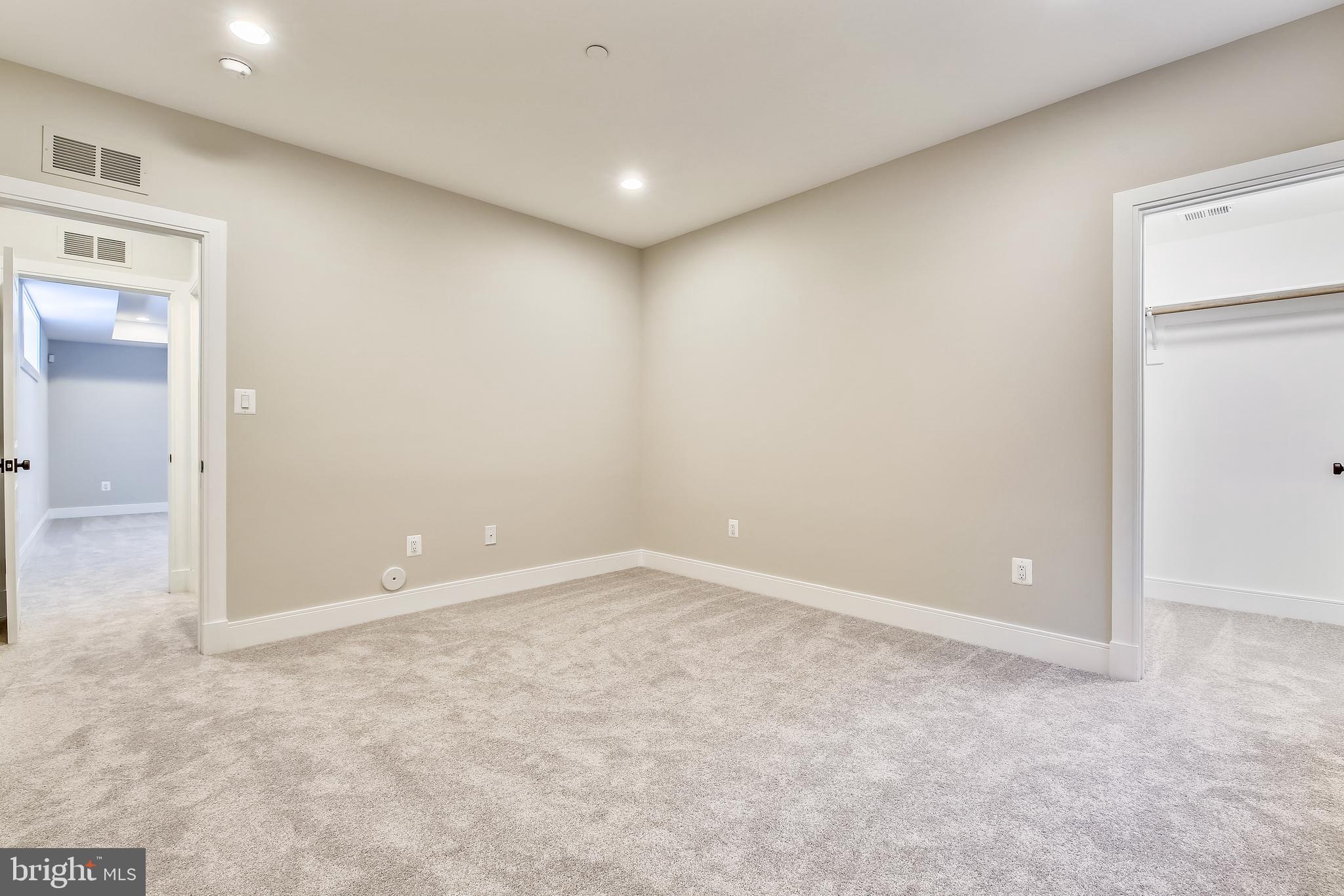 HILLMEAD - Residential