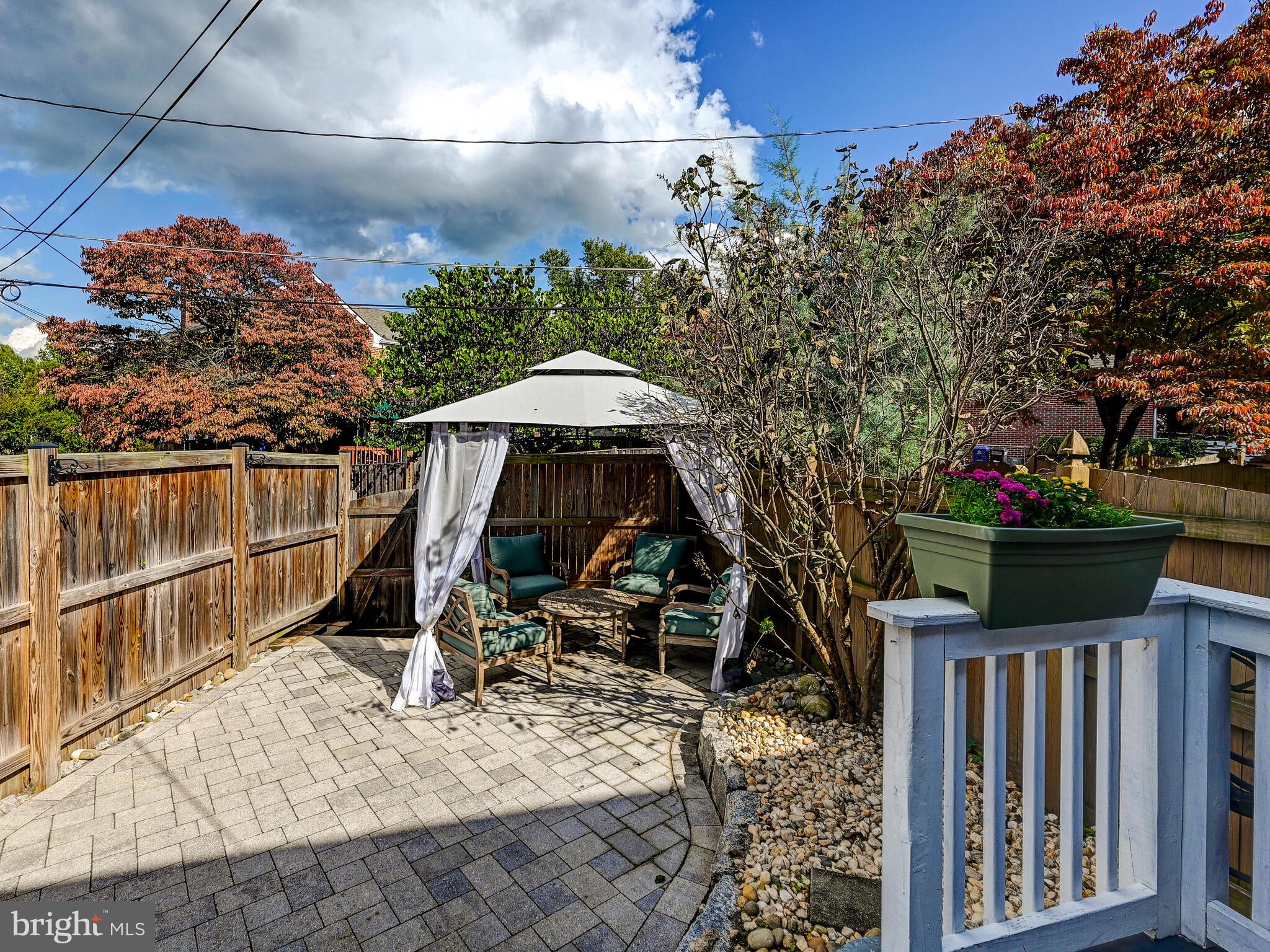 RODGERS FORGE - Residential