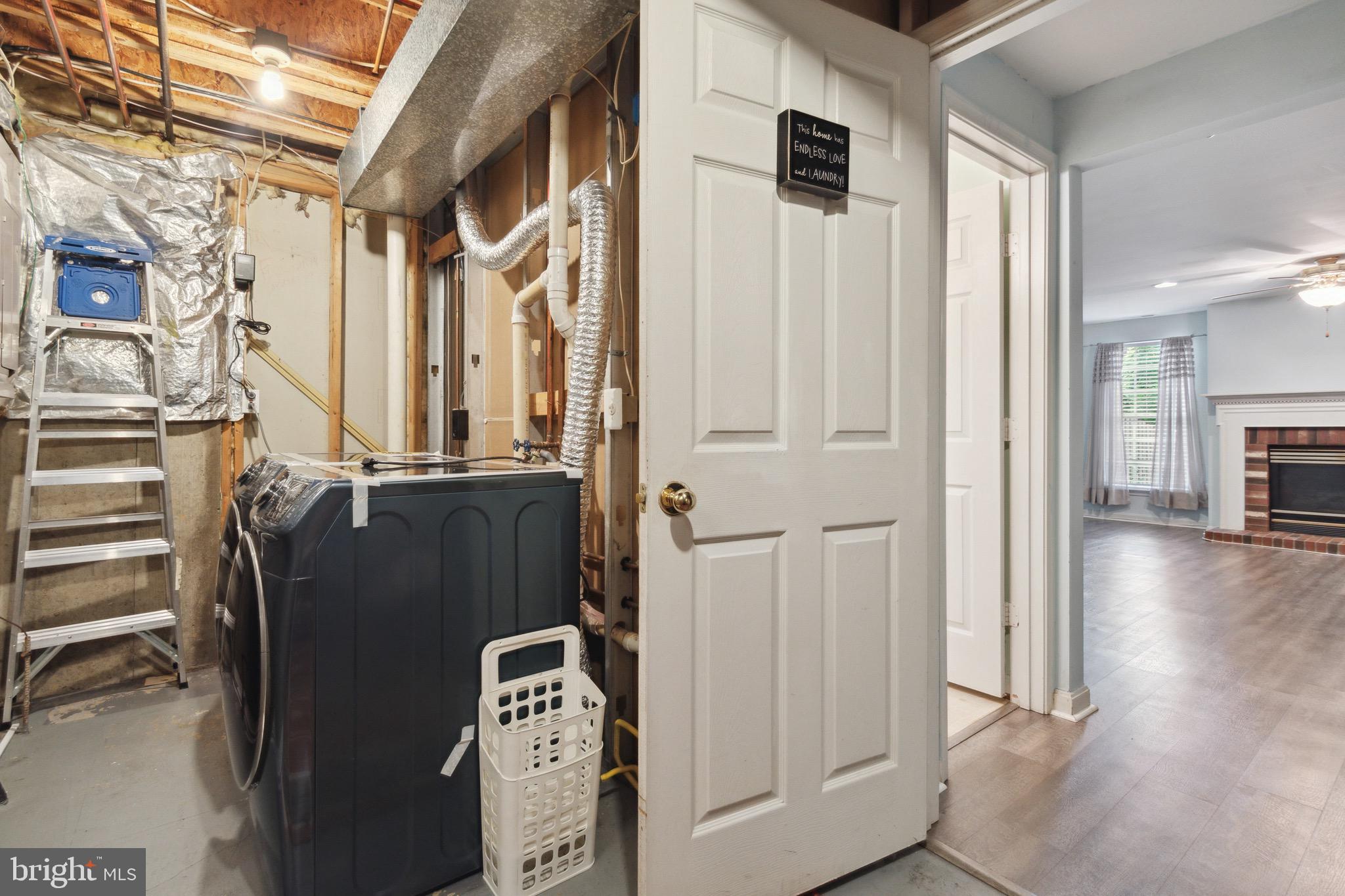 MAPLE WOODS - Residential Lease