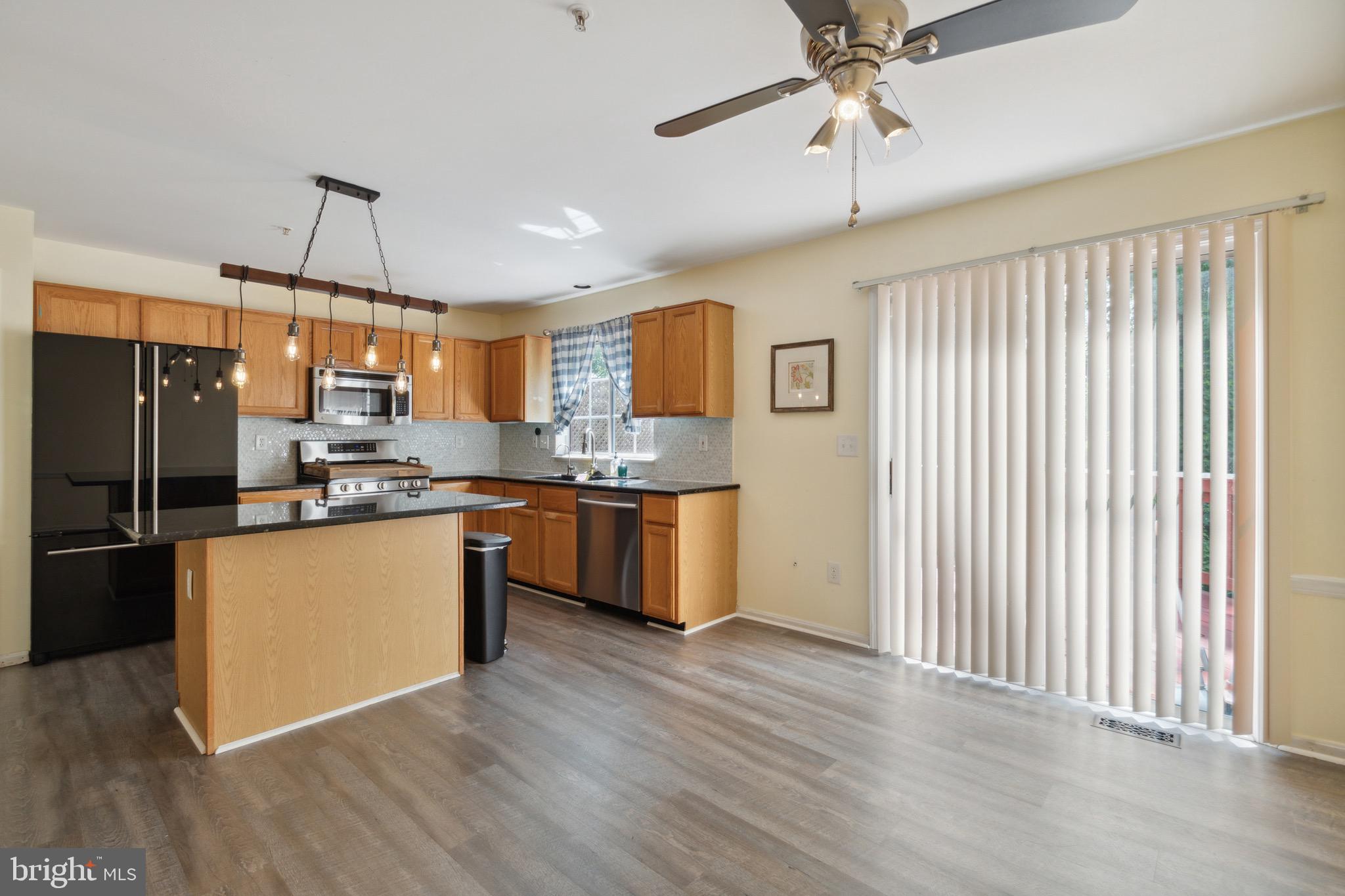 MAPLE WOODS - Residential Lease