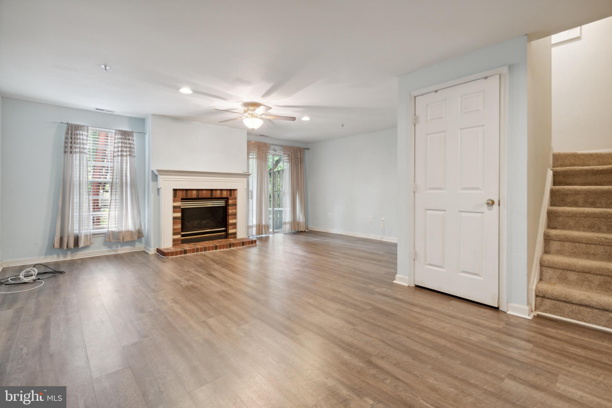 MAPLE WOODS - Residential Lease