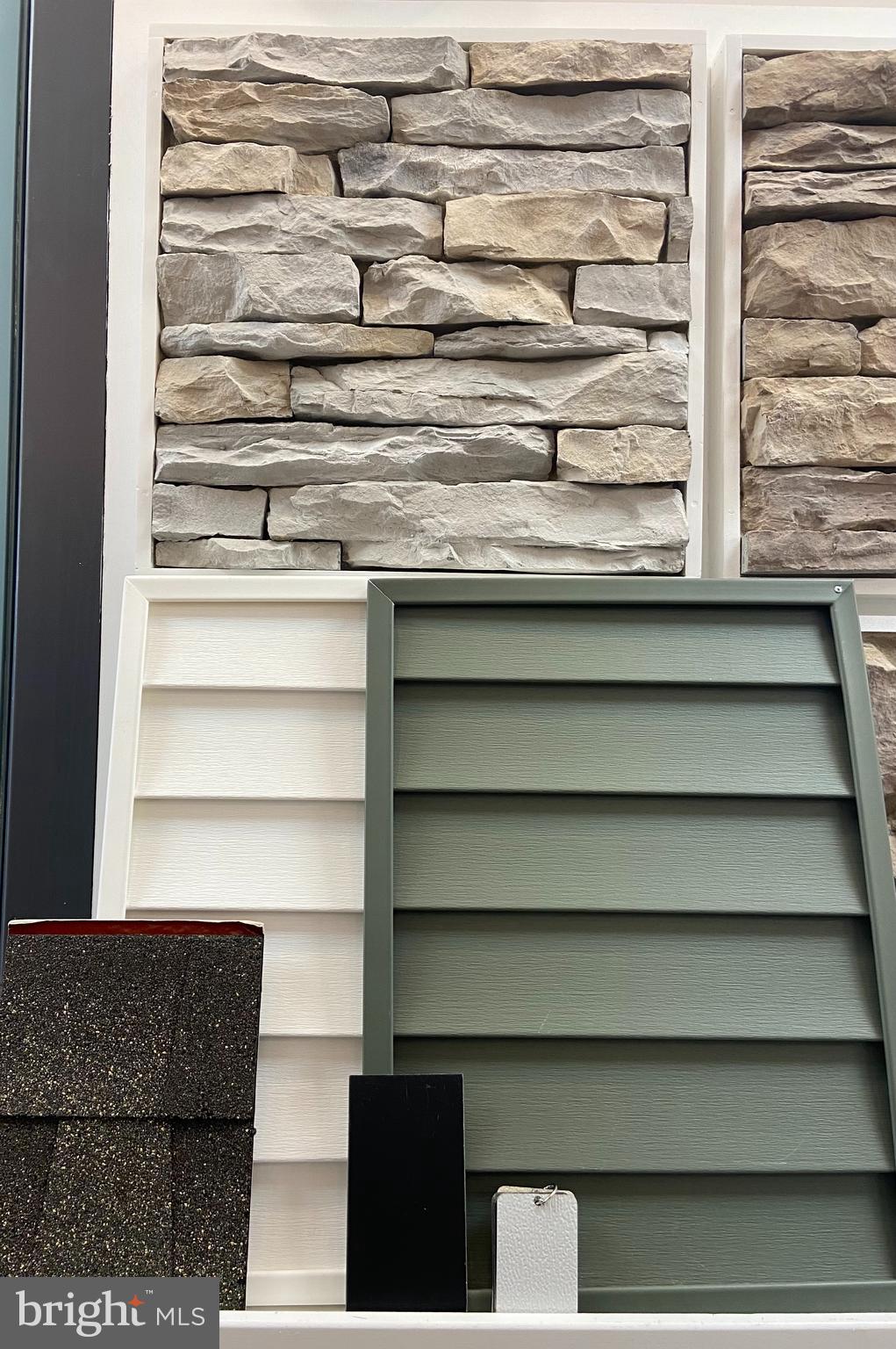 THE MEADOWS AT COLONIAL CLUB - Residential