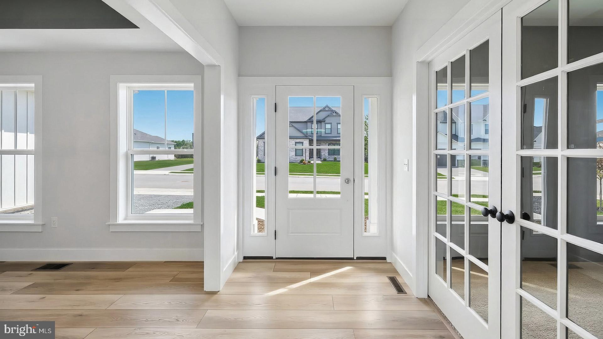 THE MEADOWS AT COLONIAL CLUB - Residential