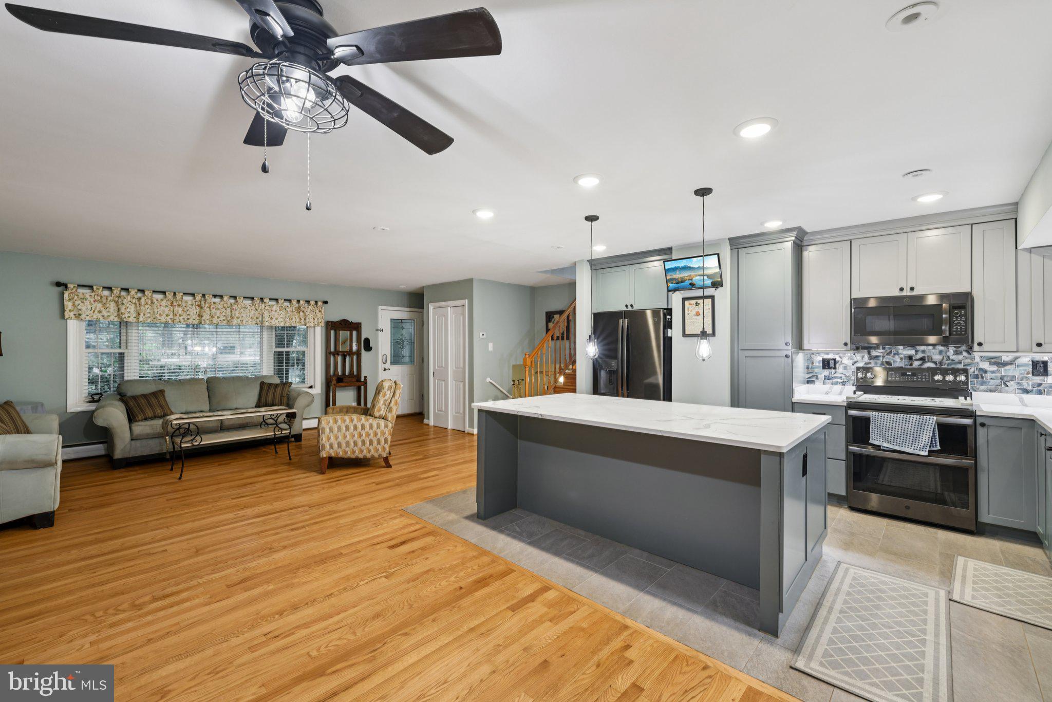 COLESVILLE PARK - Residential