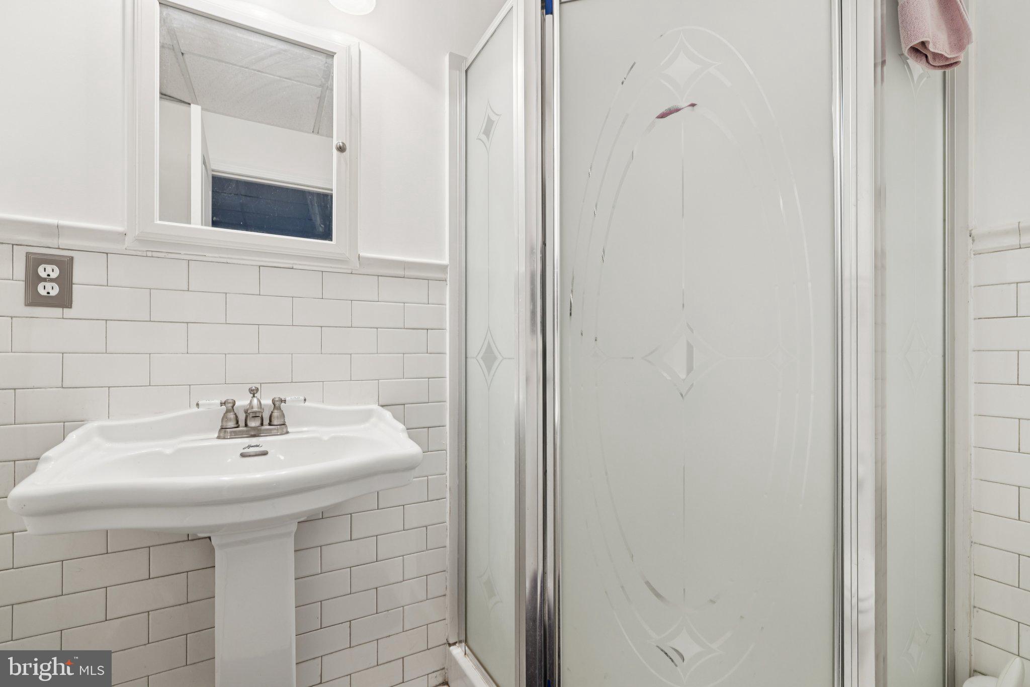 COLESVILLE PARK - Residential