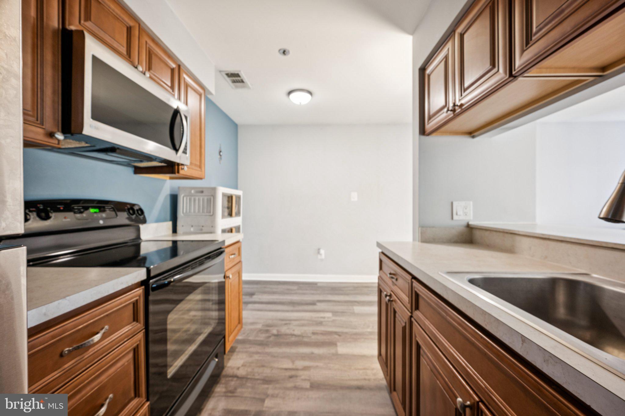 ROCKBURN COMMONS - Residential