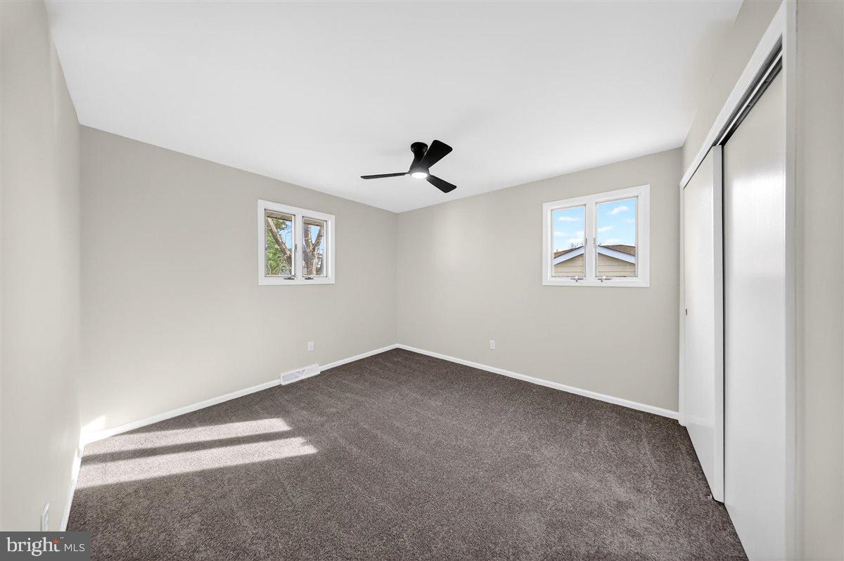 DEACONS WALK - Residential