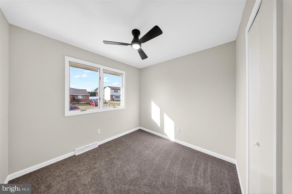 DEACONS WALK - Residential