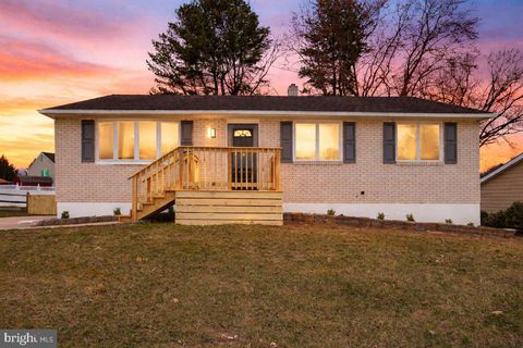 24 VANSANT ROAD NEWARK DE 19711