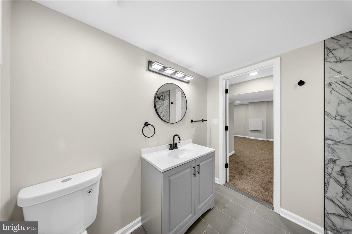 DEACONS WALK - Residential