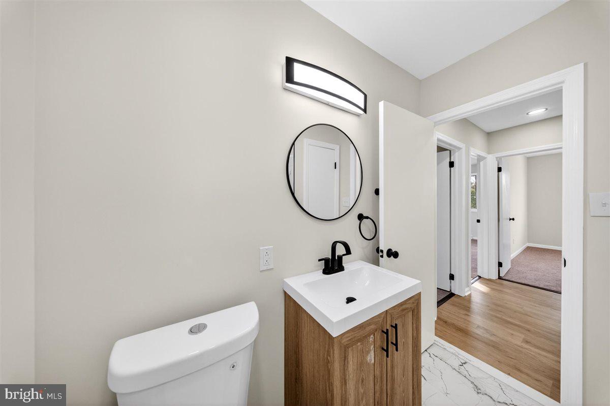 DEACONS WALK - Residential