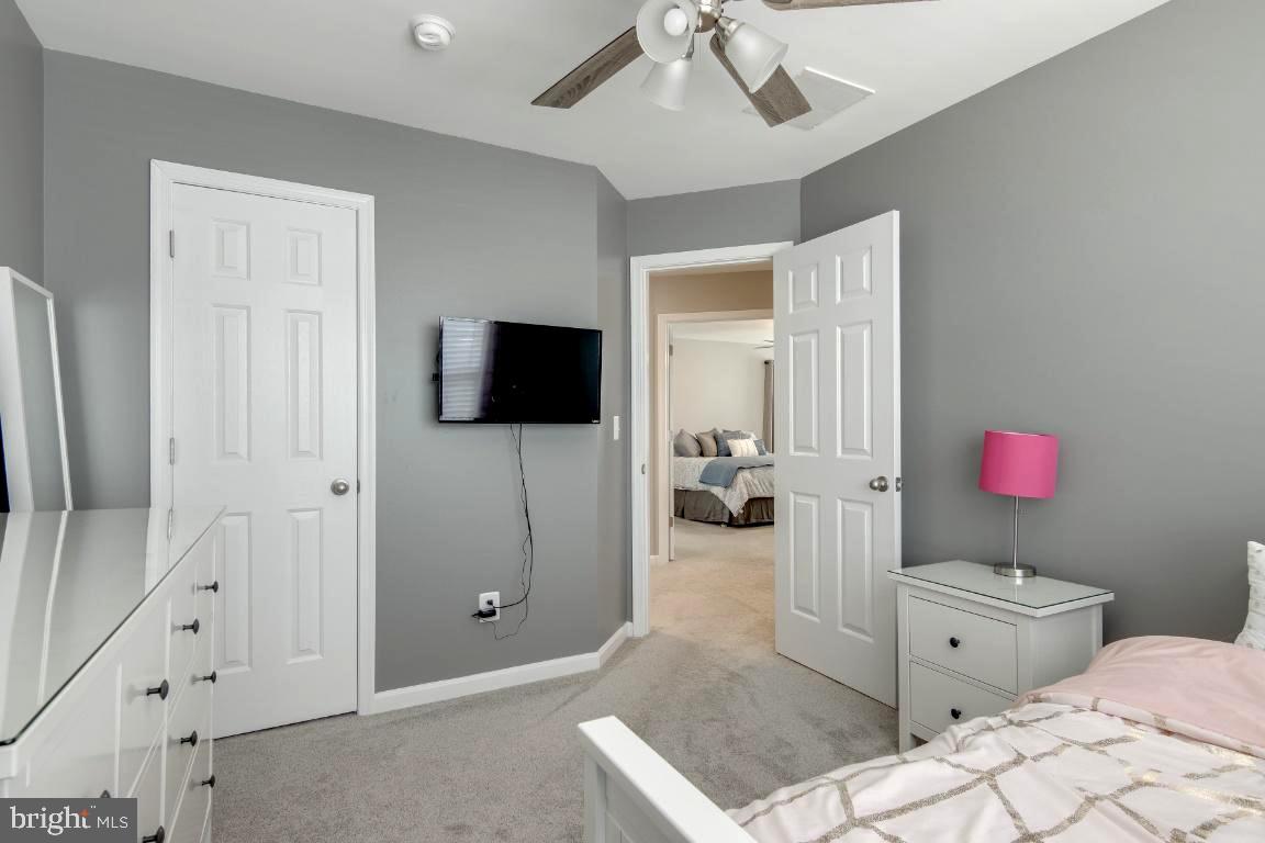 GREENFIELD - Residential