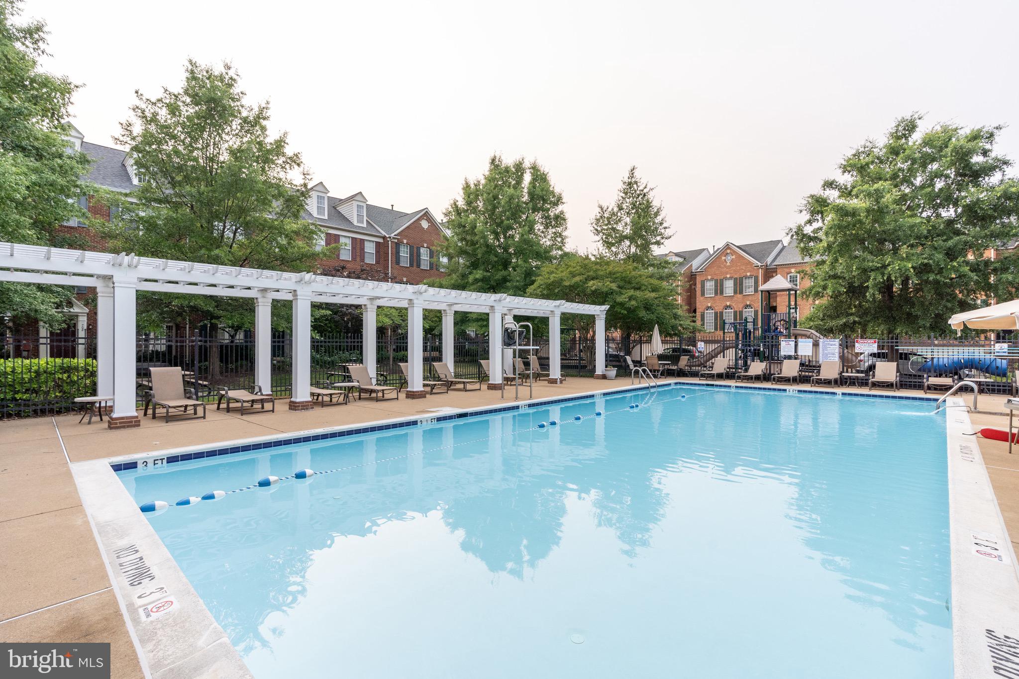 OLD TOWN GREENS - Residential