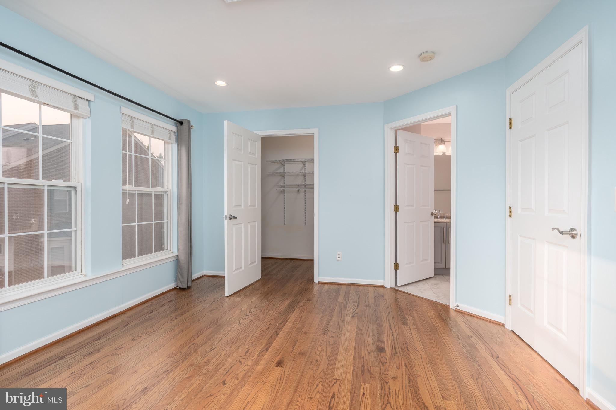 OLD TOWN GREENS - Residential