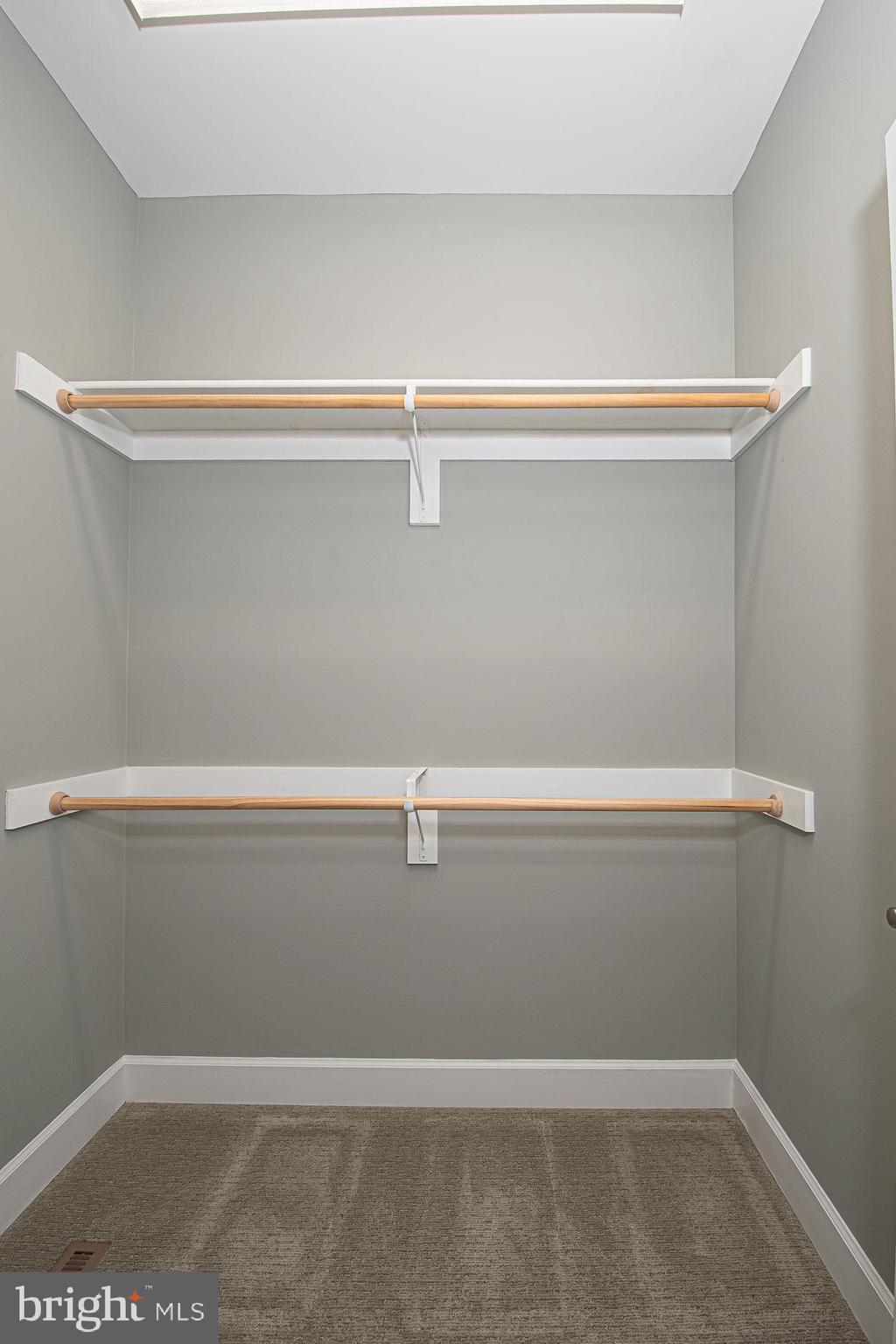 HAPPY CREEK KNOLLS - Residential