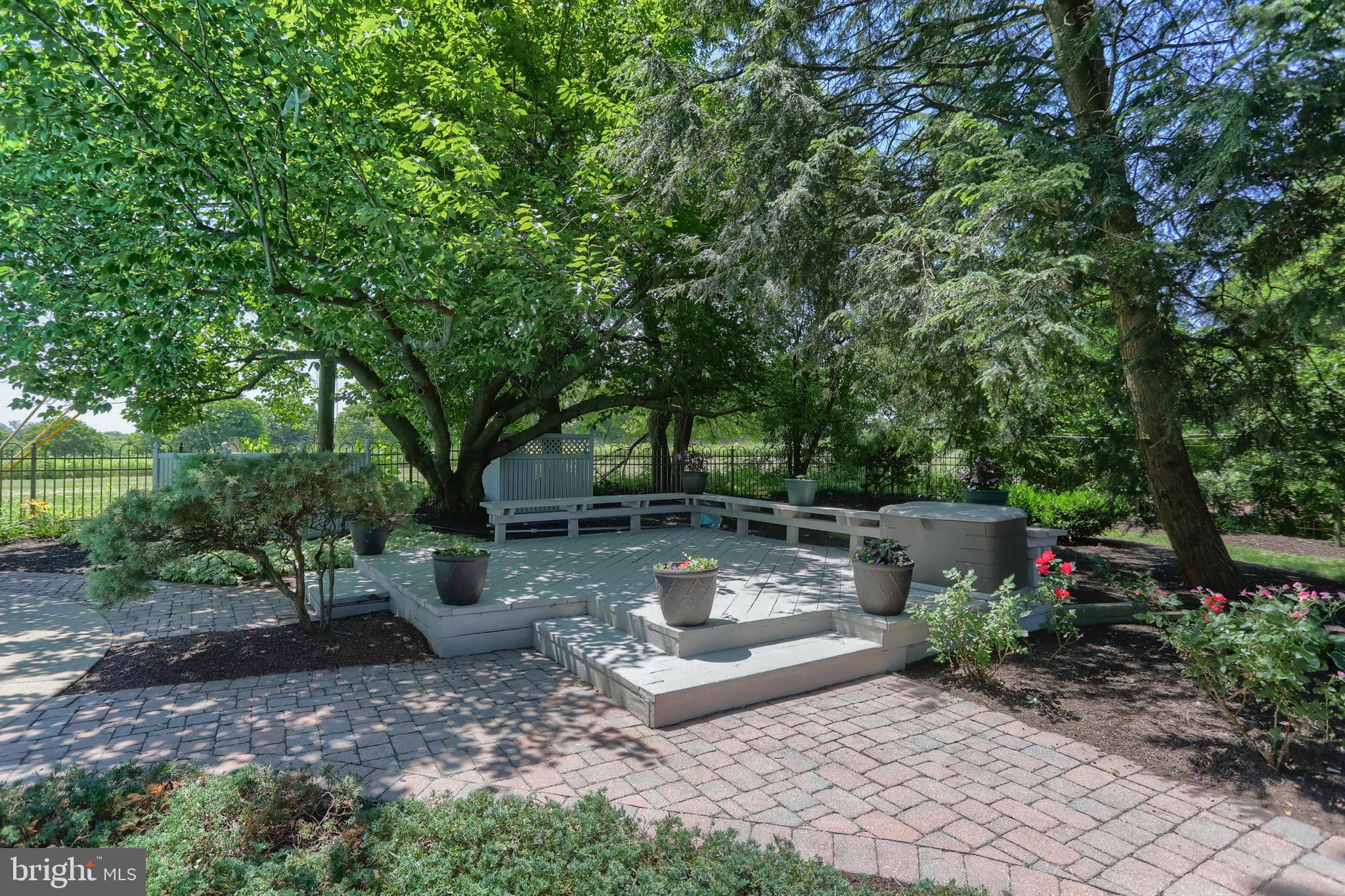 HERSHEY DOWNTOWN - Residential