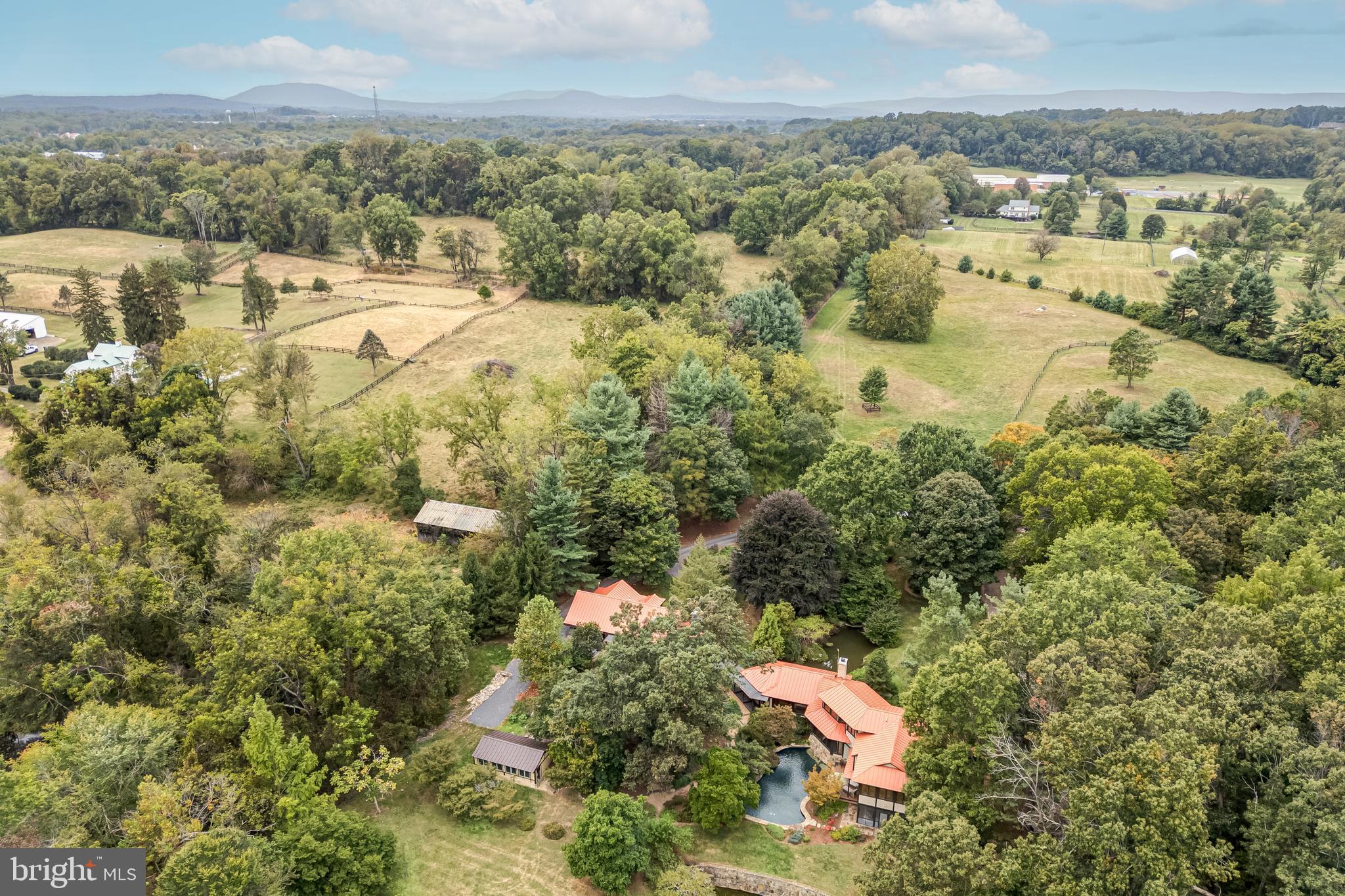 7263 LITTLE RIVER LANE