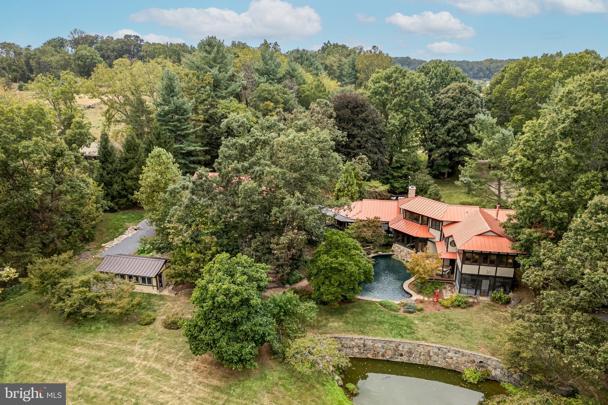 7263 LITTLE RIVER LANE