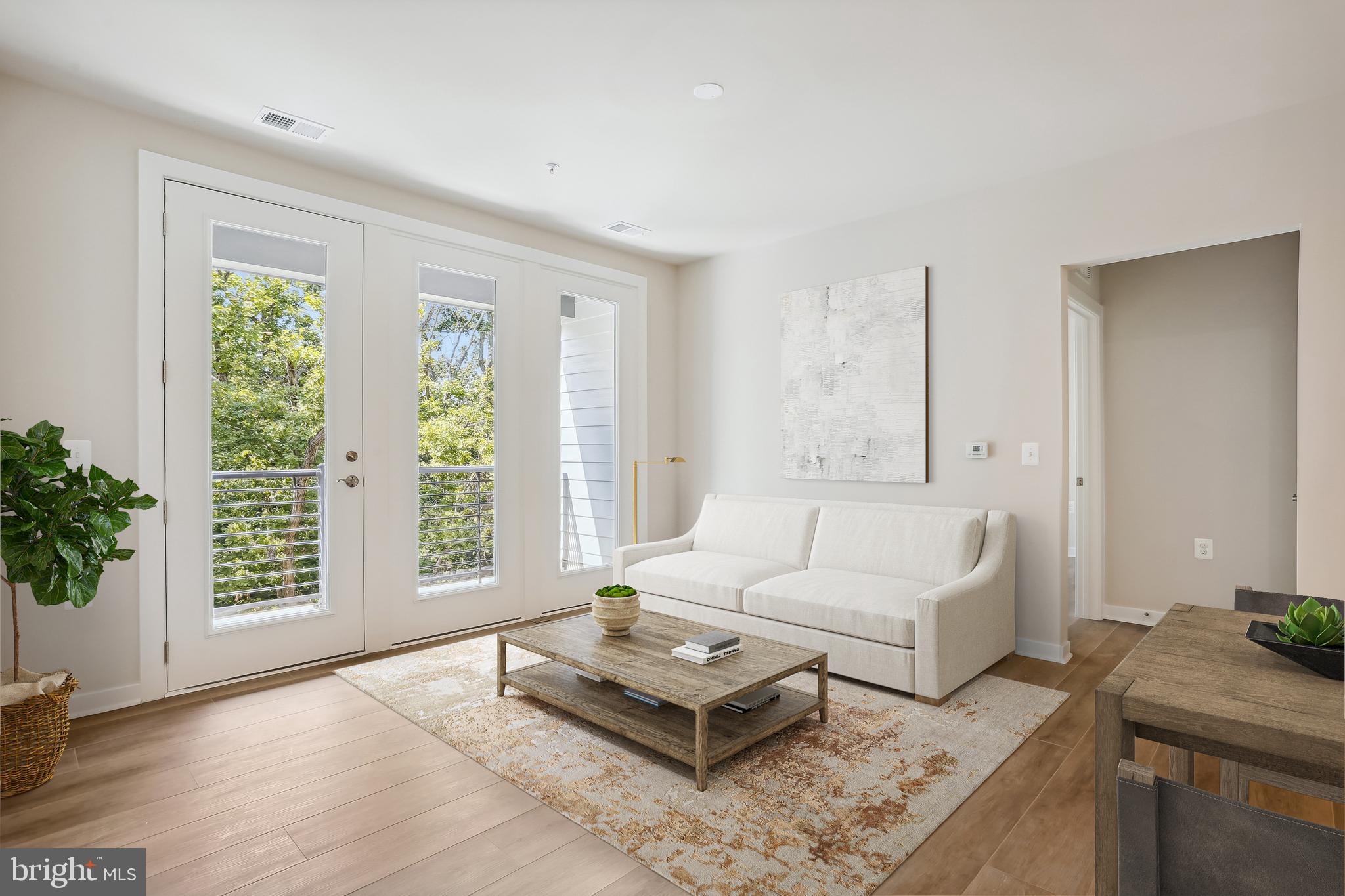 TALL OAKS - Residential Lease