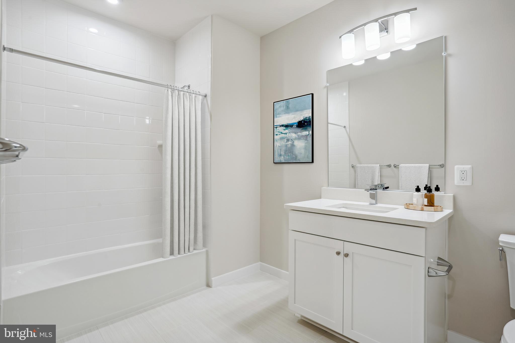 TALL OAKS - Residential Lease