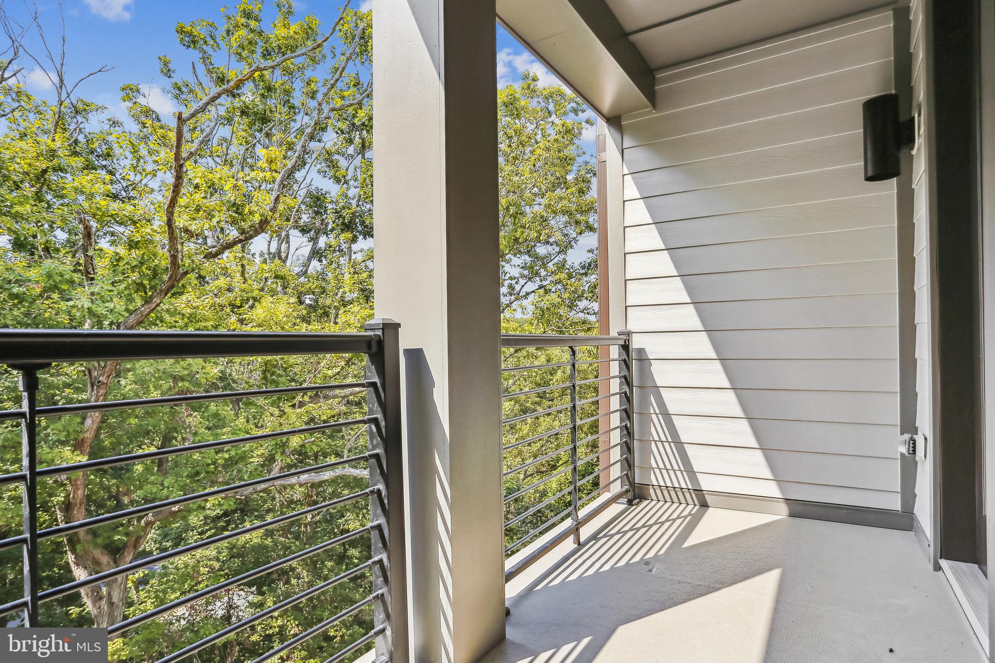 TALL OAKS - Residential Lease