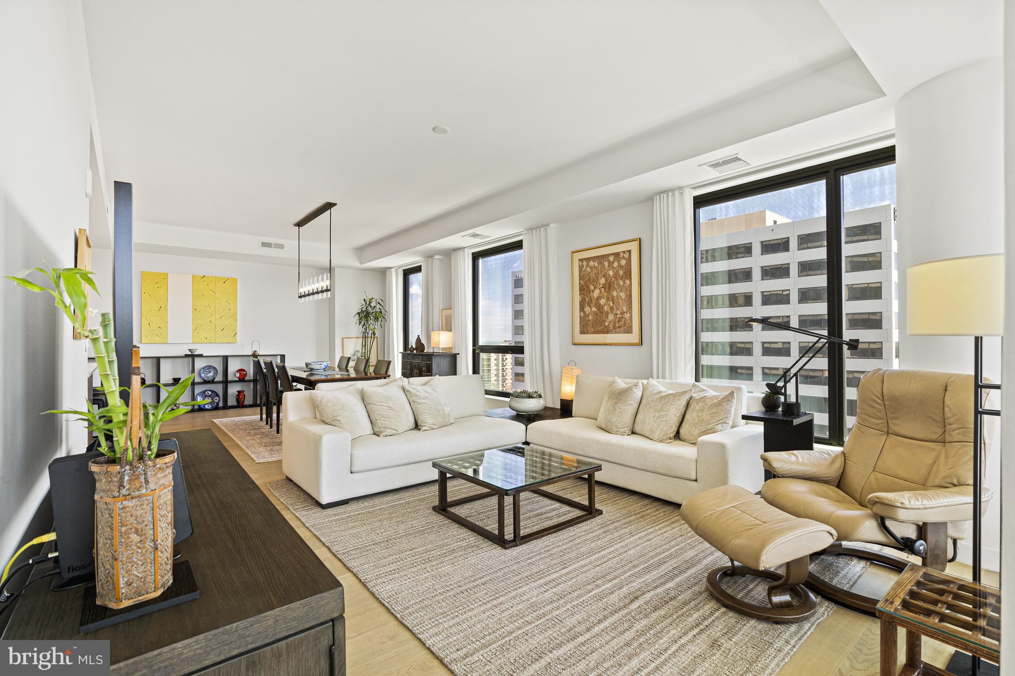 THE VERSE CONDO - Residential