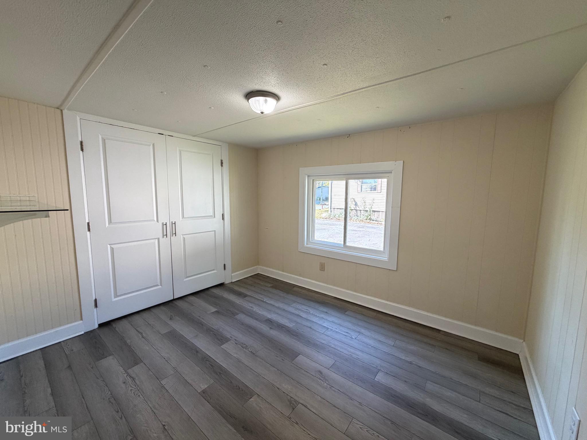 BAY CITY - Residential