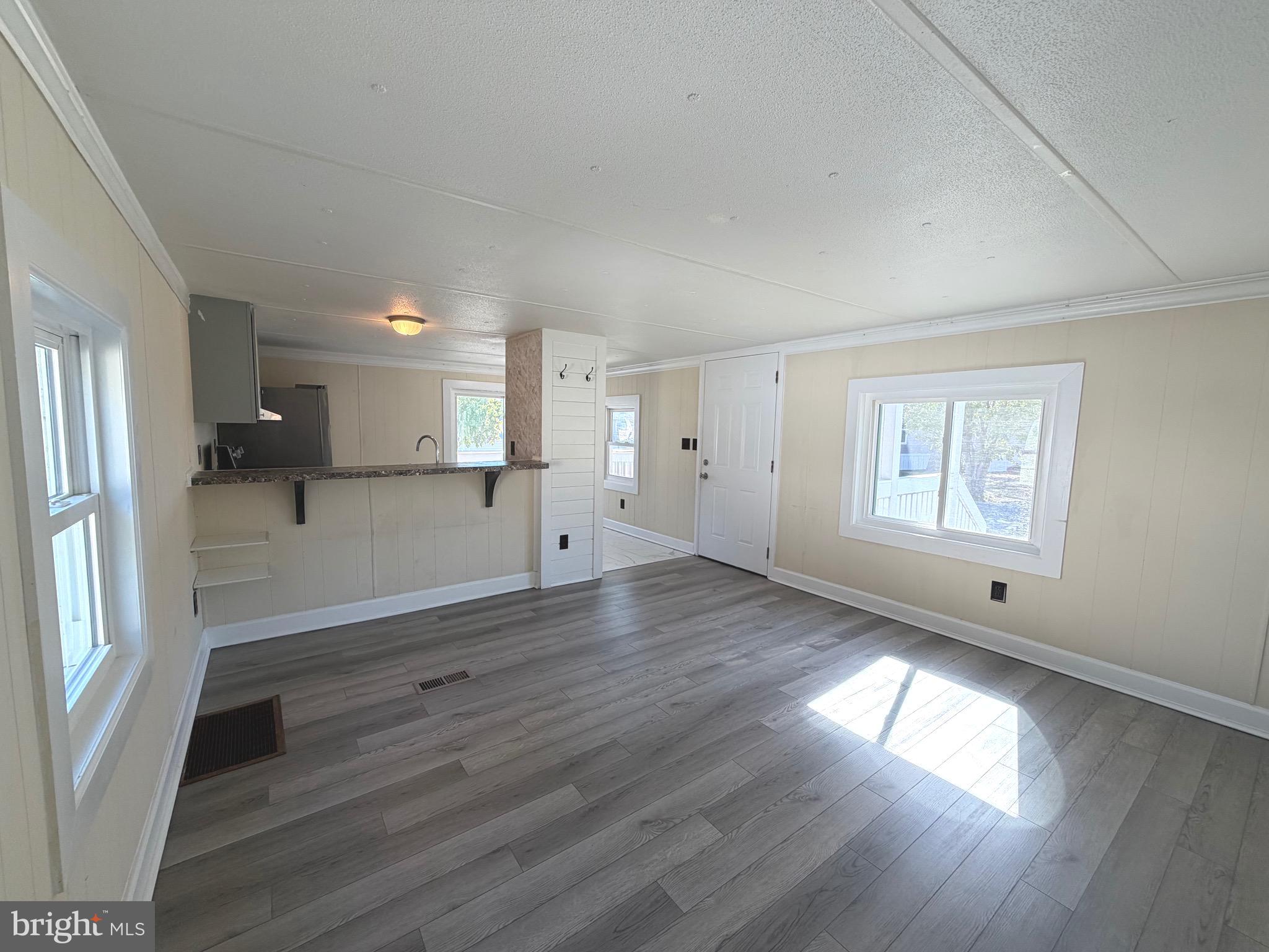 BAY CITY - Residential