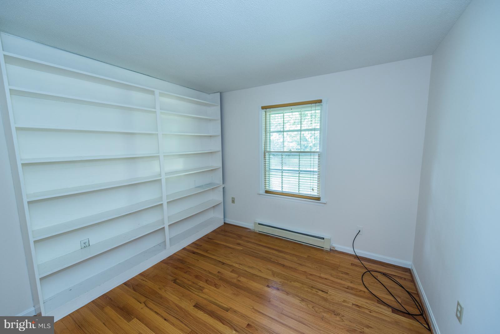 CHAPLINE'S CHOICE - Residential