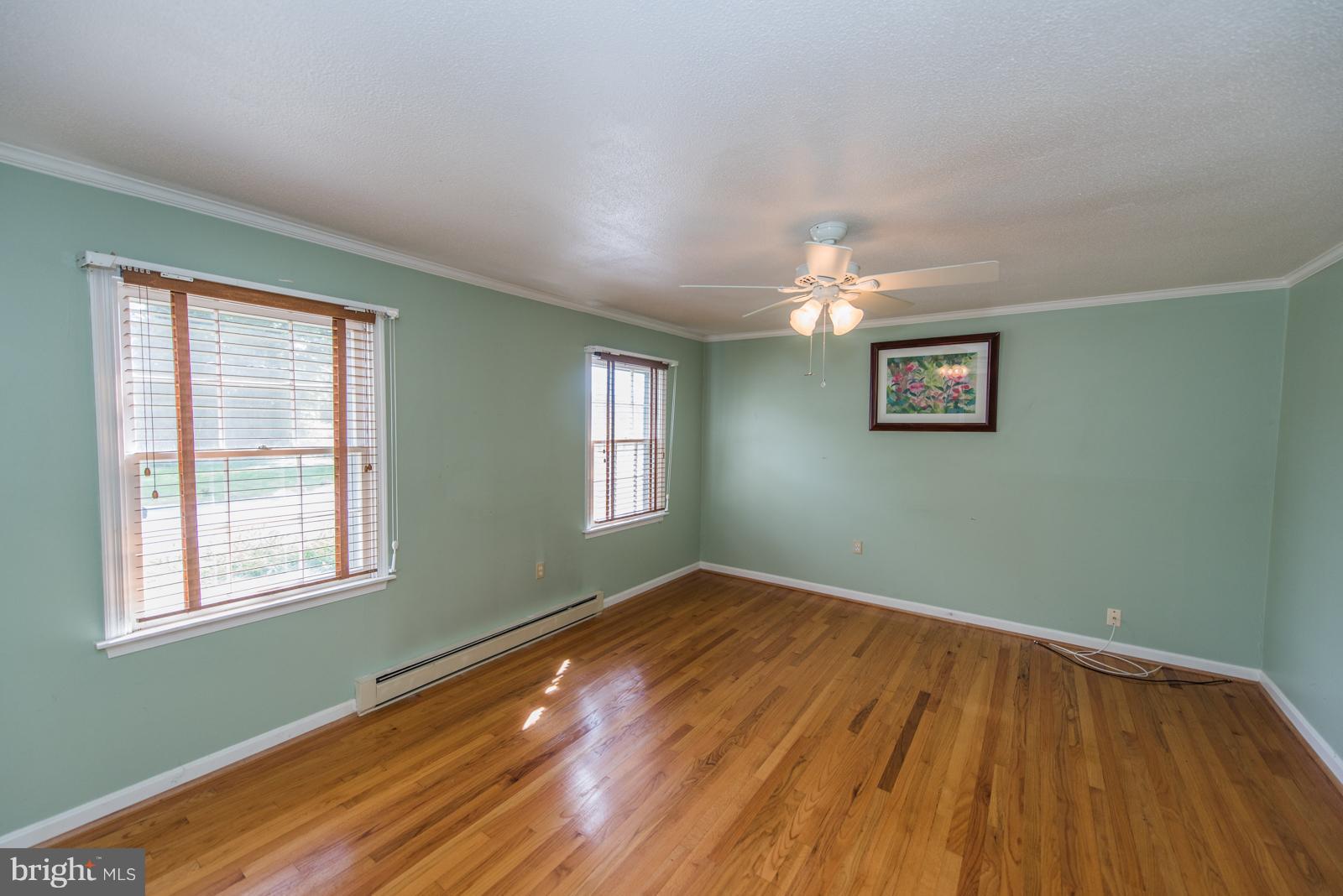 CHAPLINE'S CHOICE - Residential